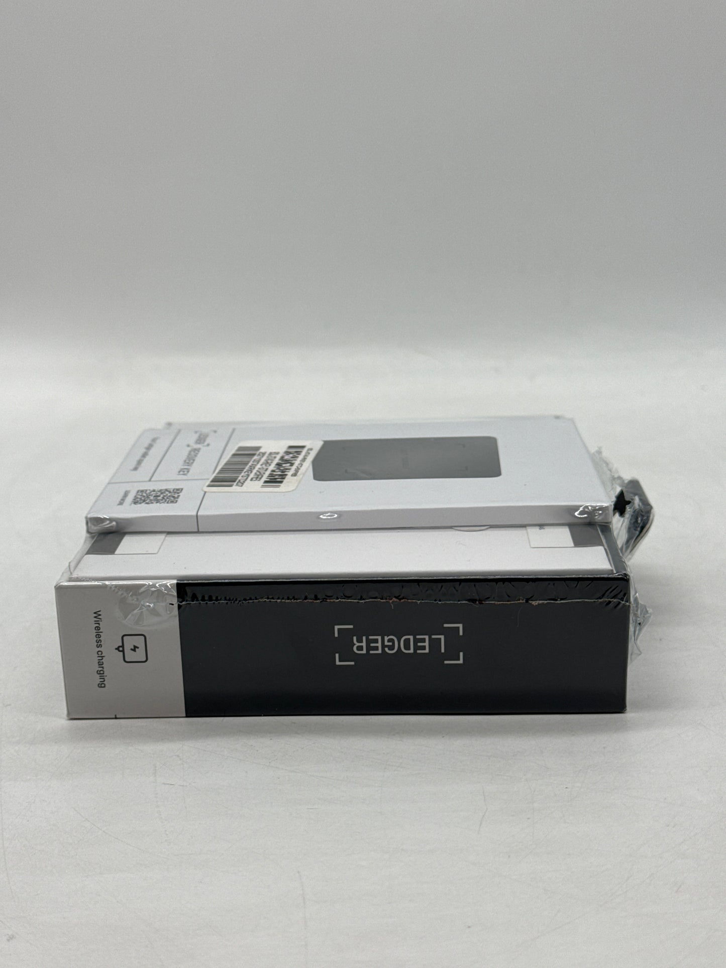 New Ledger Stax Crypto Hardware Wallet with Folio Curved E Ink Touch Screen Black