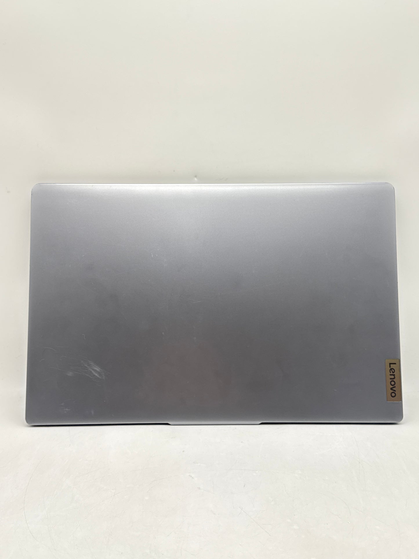 Lenovo IdeaPad Slim 3 15IAN8 15.6'' Core™ i3-N305 8GB DDR5 RAM 128GB SSD - Read!
