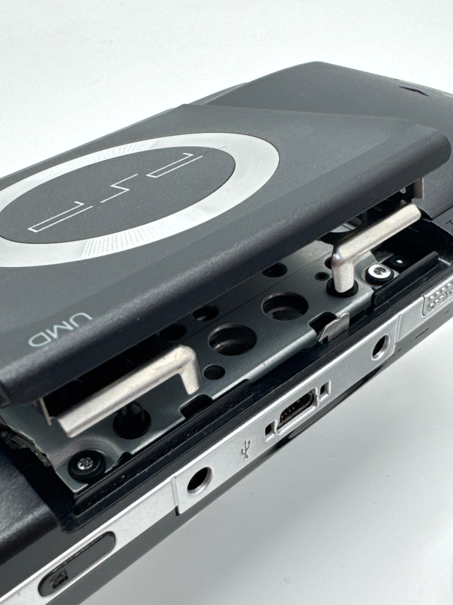 Sony PSP-1000 Piano Black Console #428 w/ 1800mAh Battery & Charger