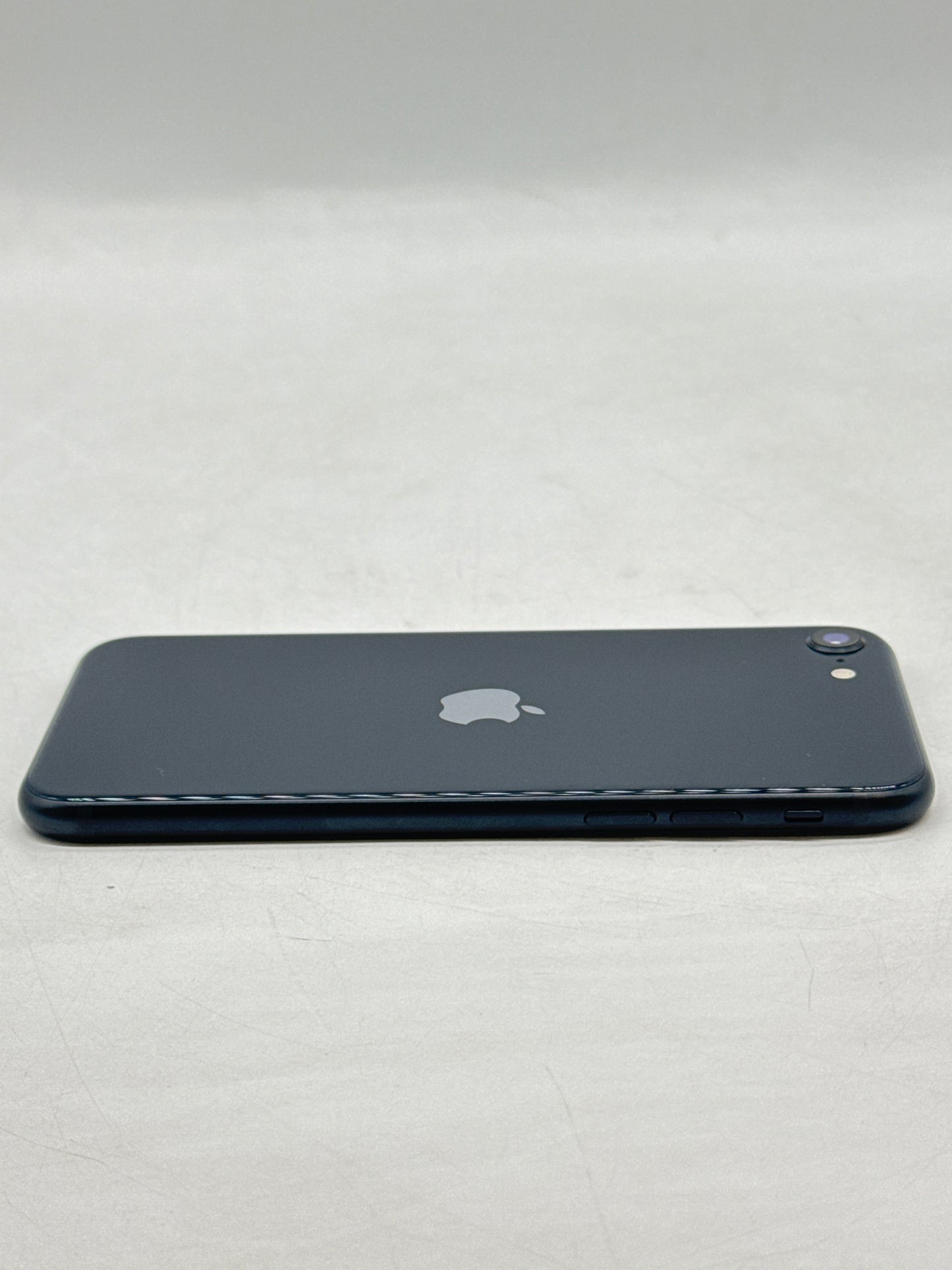 T-Mobile Apple iPhone SE 3nd Gen A2595 64GB Midnight