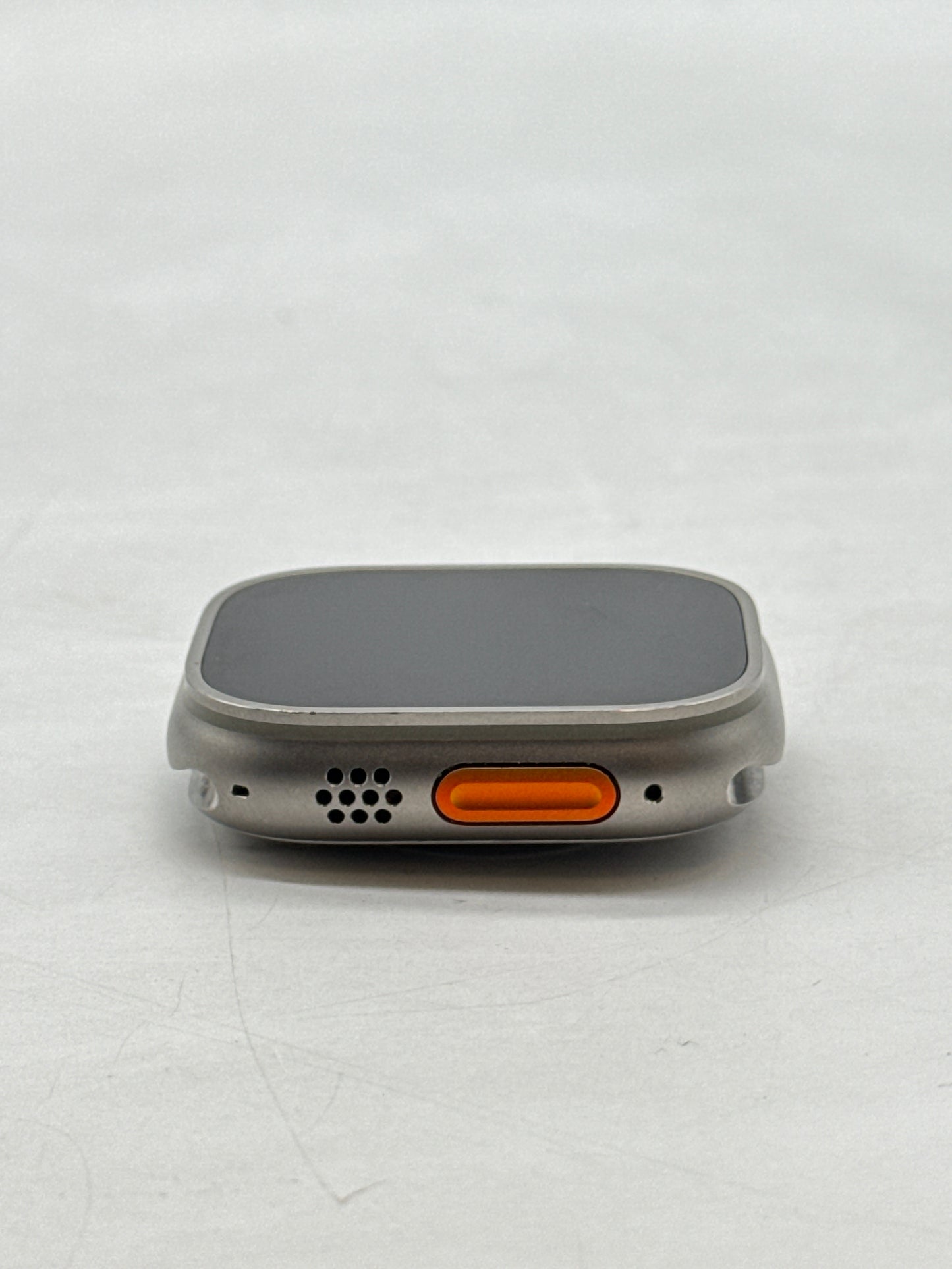 Unlocked Apple Watch Ultra 2 A2986 49mm GPS + Cellular Natural titanium