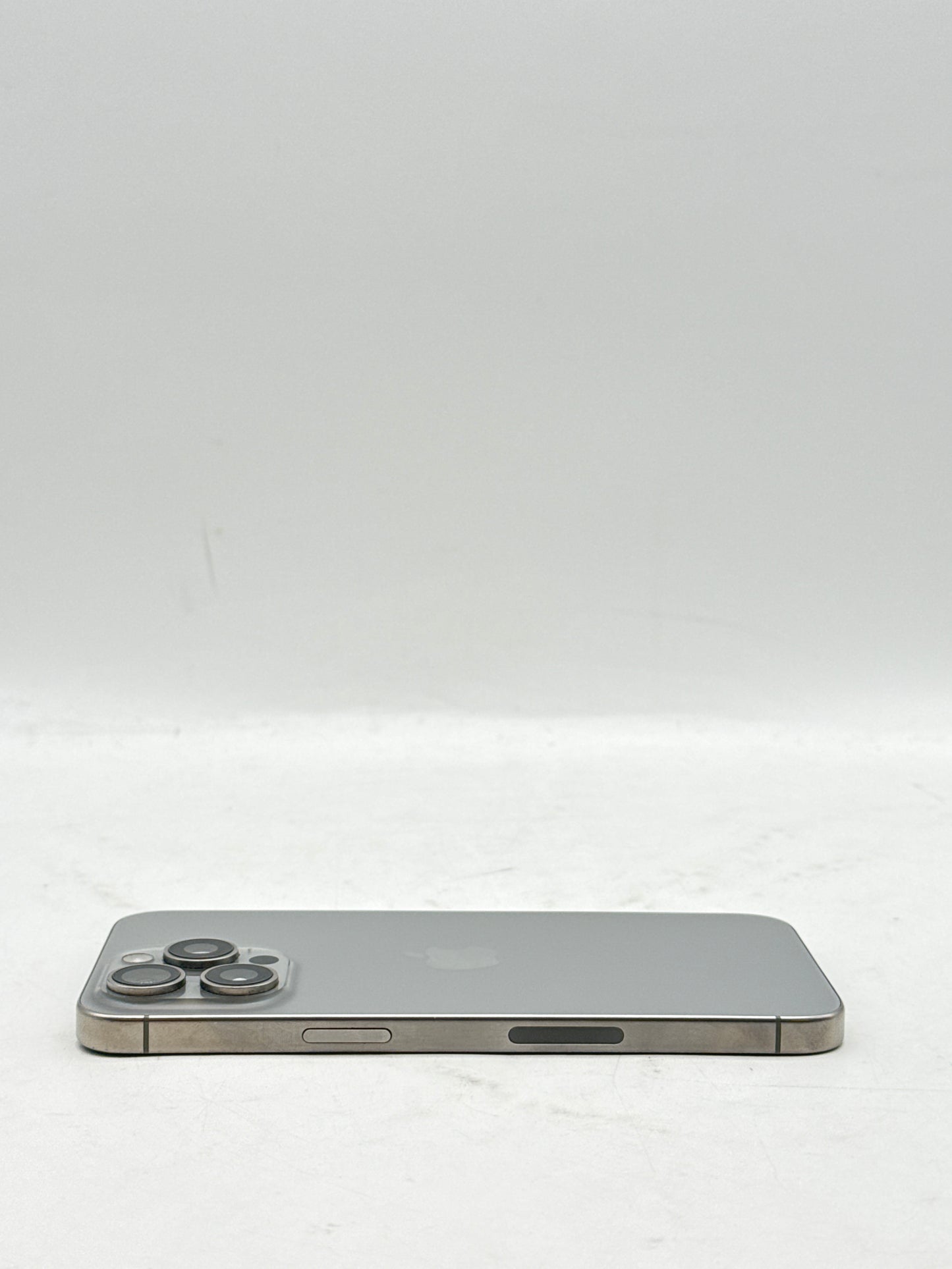 Unlocked Apple iPhone 15 Pro Max (A2849) 512GB - Natural - 87% BH