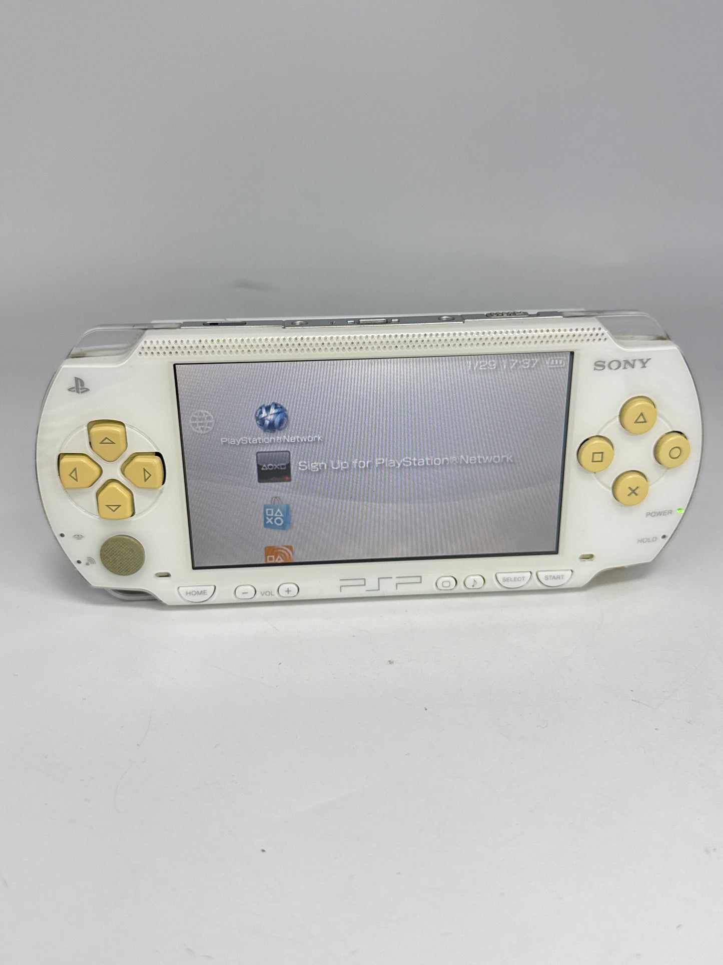 Sony PSP-1000 White Console #39 w/ 1800mAh Battery No Back Lid BAD UMD AS IS