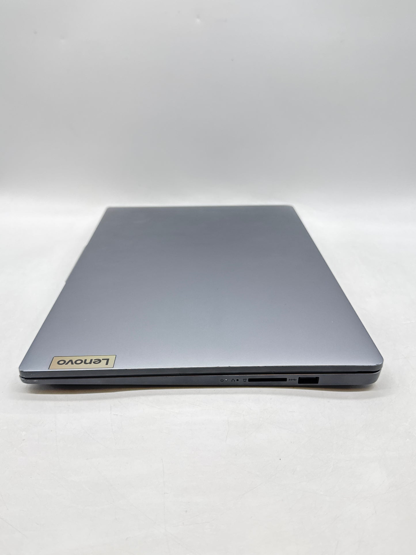 Lenovo IdeaPad Slim 3 15IAN8 15.6'' Core™ i3-N305 8GB DDR5 RAM 128GB SSD - Read!