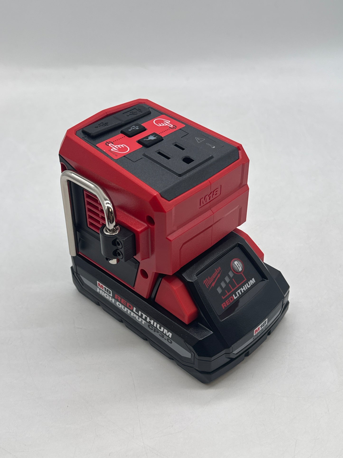 New Milwaukee 2846-20 M18 Power Supply w/Milwaukee M18 Battery CP3.0 48-11-1835