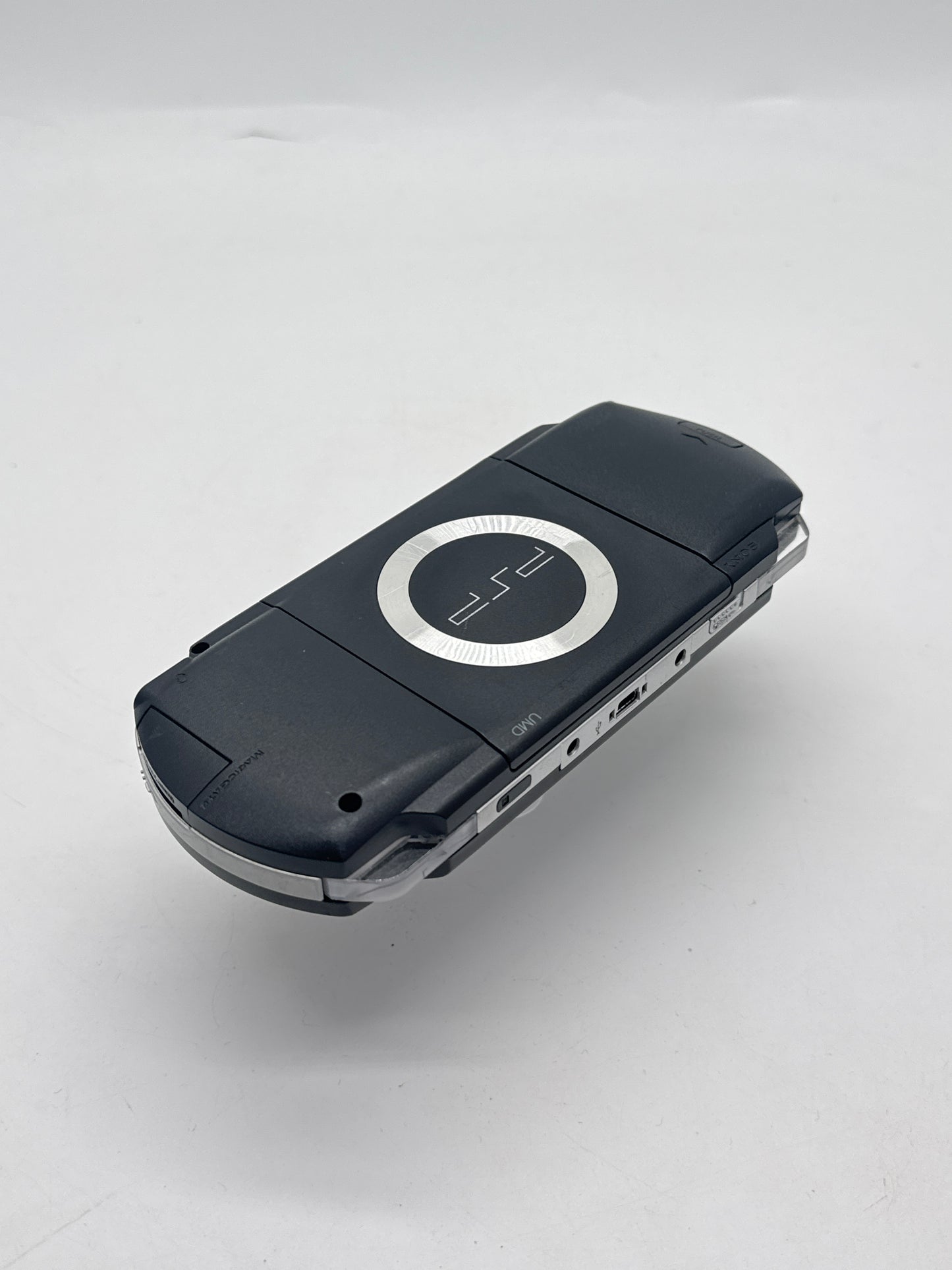 PlayStation Portable PSP-1000 Piano Black Console #669 Arrow Buttons Work w/ Defects