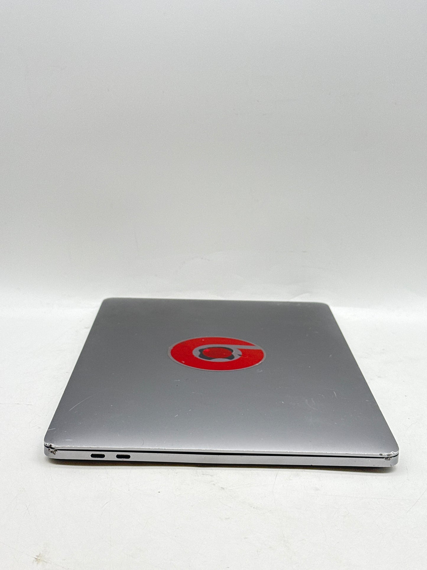 2019 Apple Macbook Pro 13.3" A2159 Core i5 1.4GHz 256GB SSD 8GB RAM Space Gray