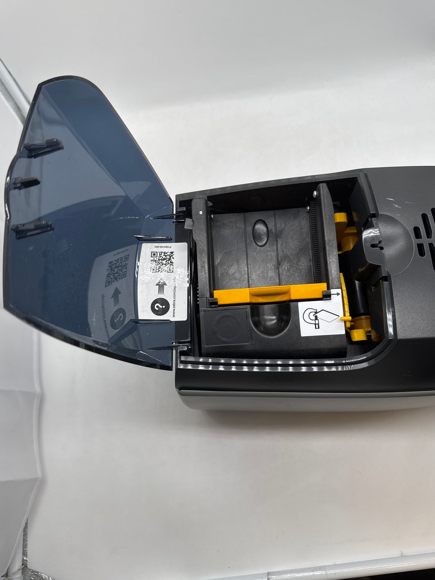 Zebra ZXP Series 3 2-sided ID Card Printer Only