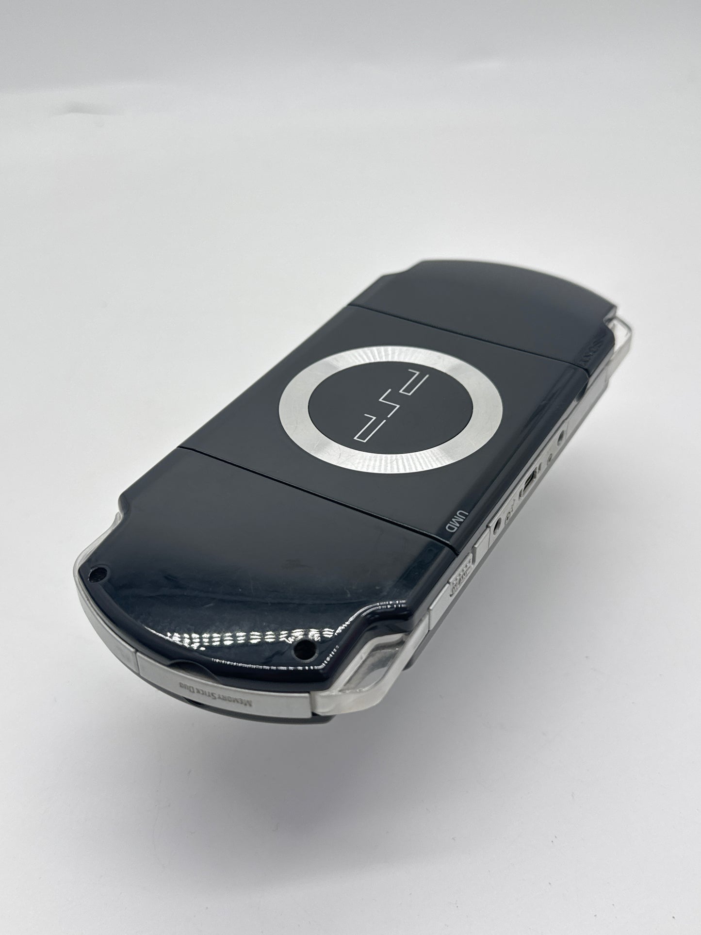 Sony PSP-2000 Piano Black Console #431 w/ 1200mAh Battery & Charger