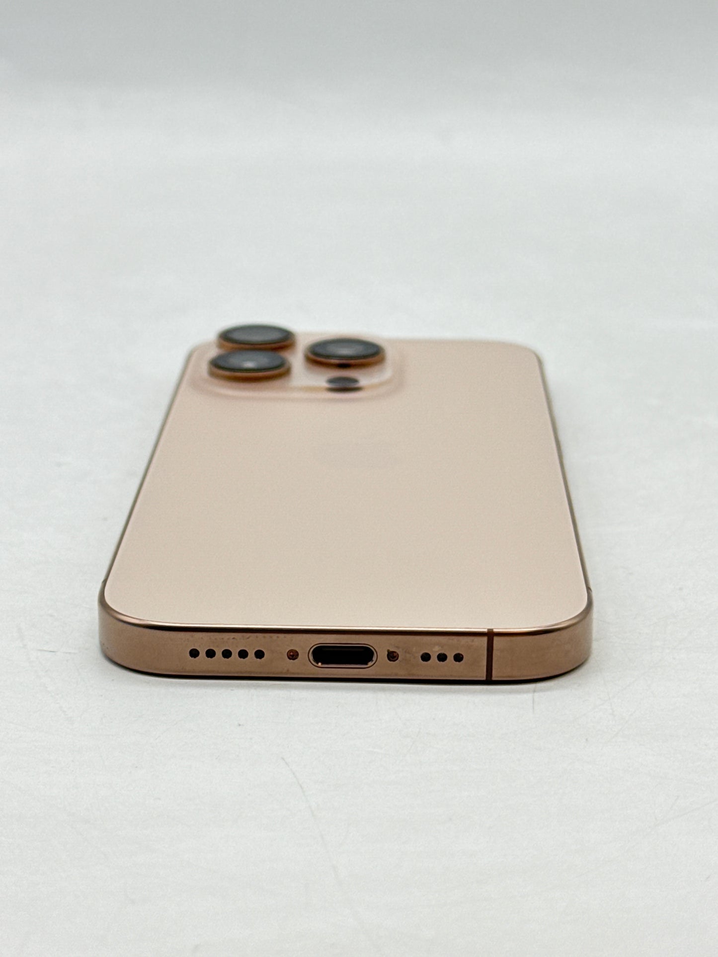 Unlocked Apple iPhone 16 Pro A3083 128GB Desert Titanium 100% Battery Health