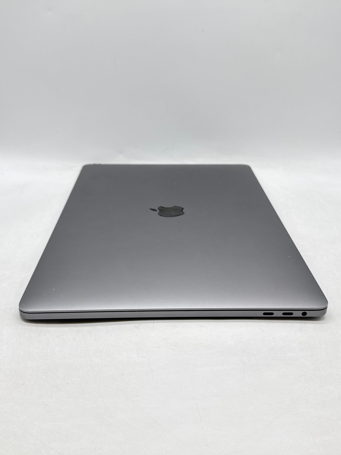 2018 Apple MacBook Pro 15.4" A1990 Core i9 32GB RAM 1TB SSD - Bad Display Read!