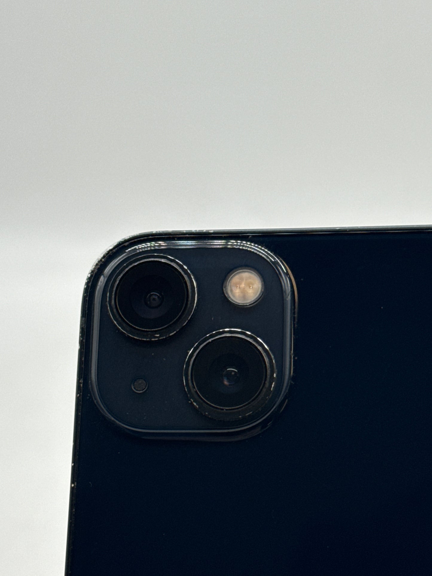 Unlocked Apple iPhone 13 A2482 128GB Midnight 82% Battery Health