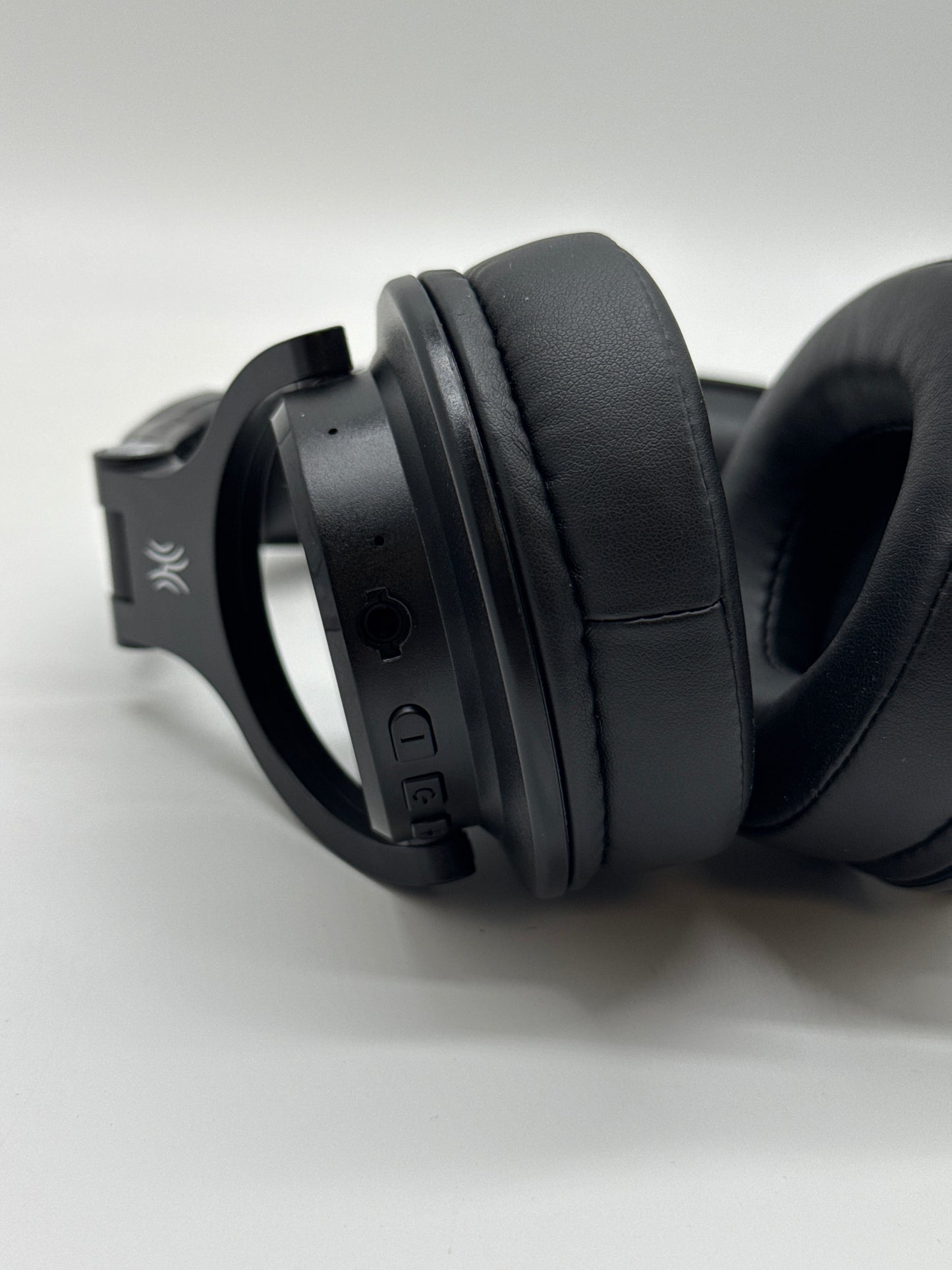 OneOdio A70 Bluetooth Over Ear Headphone Wireless/Wired Headphones Black - Used