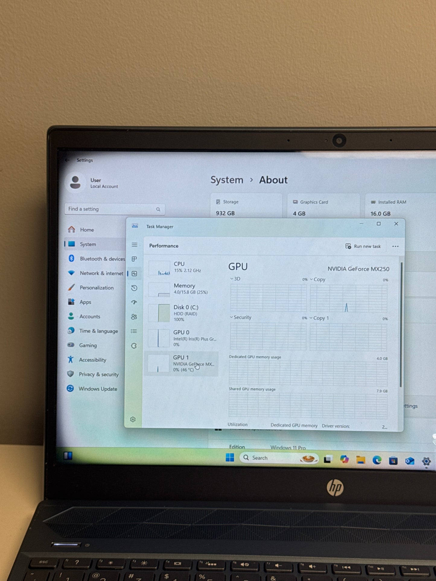 HP Pavilion Laptop 15-cs3073cl 15.6" Core i7-1065G7 16GB RAM 1TB HDD Bad Display