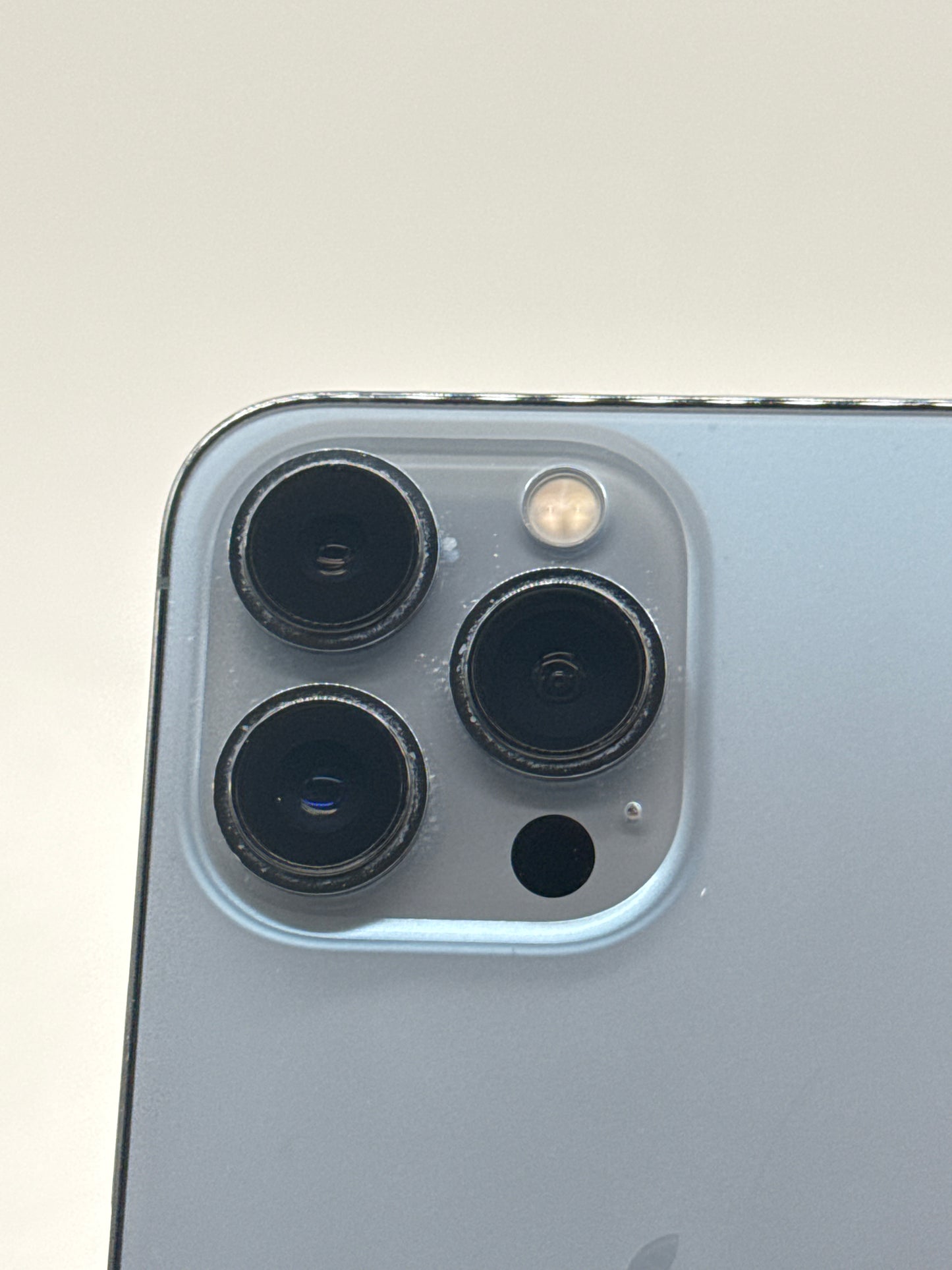Unlocked Apple iPhone 13 Pro A2483 128GB Sierra Blue - Service Battery 77%