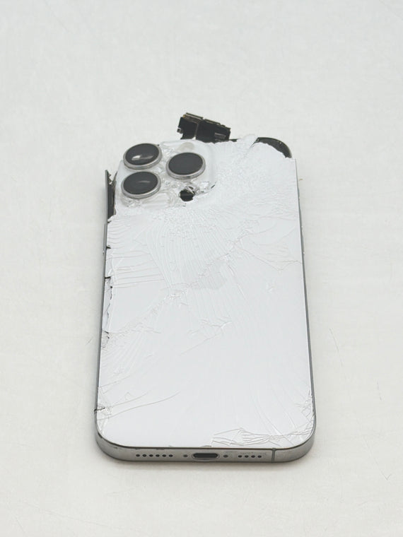 Apple iPhone 15 Pro Max A2849 256GB White Titanium - Cracked Read!