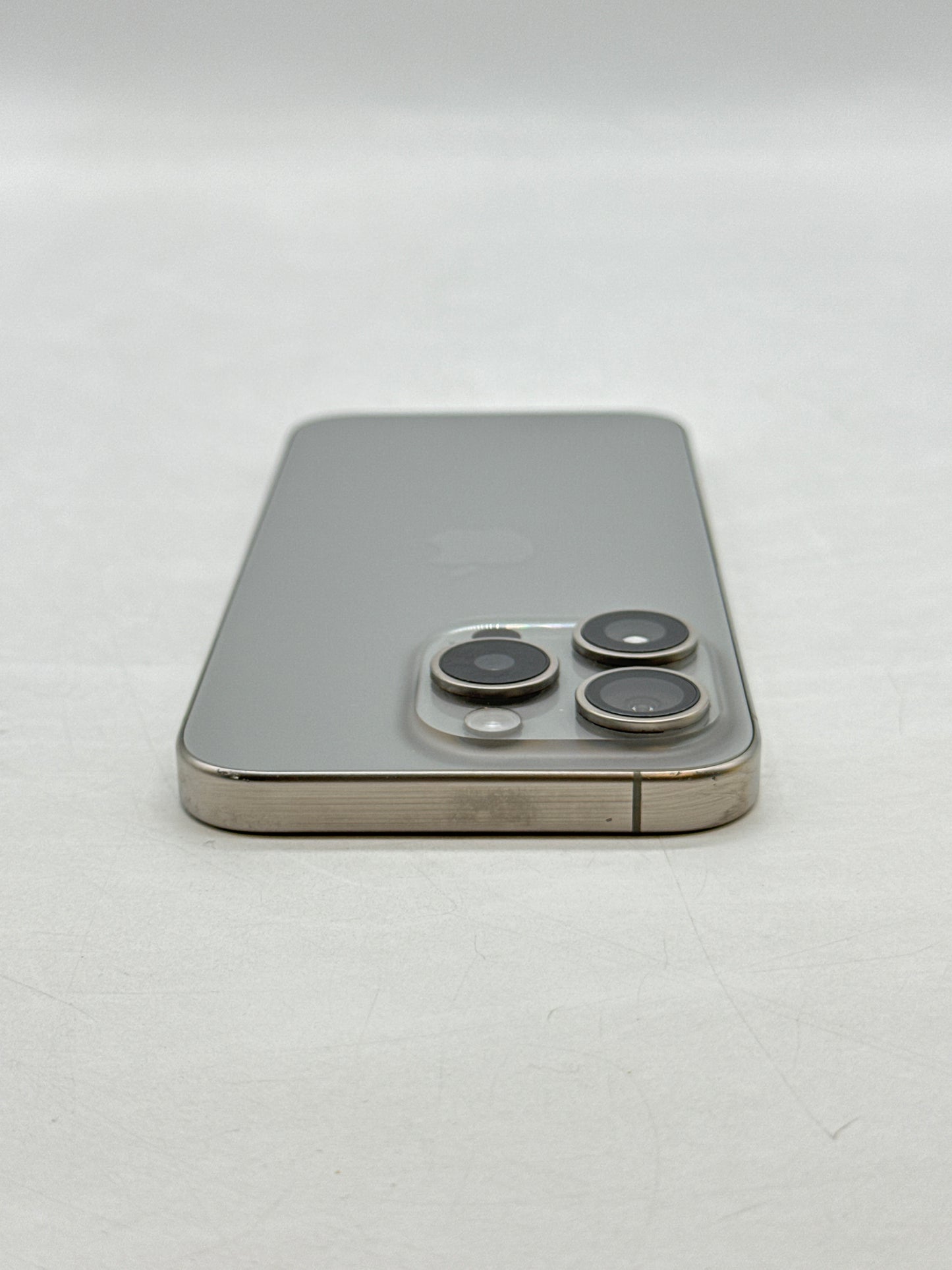 Unlocked Apple iPhone 15 Pro A3102 128GB Natural Titanium - Service Battery 78%