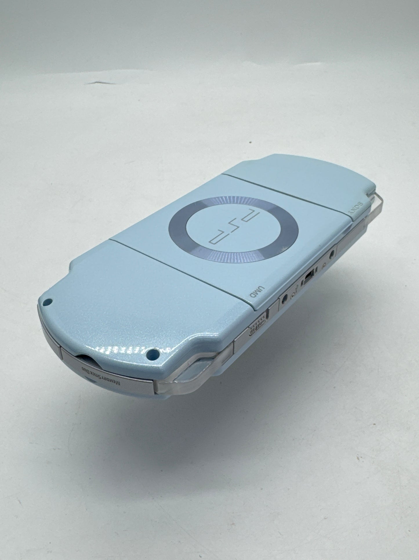 Sony PlayStation Portable PSP-2000 Felicia Blue Console #372 w/1200mAh Battery