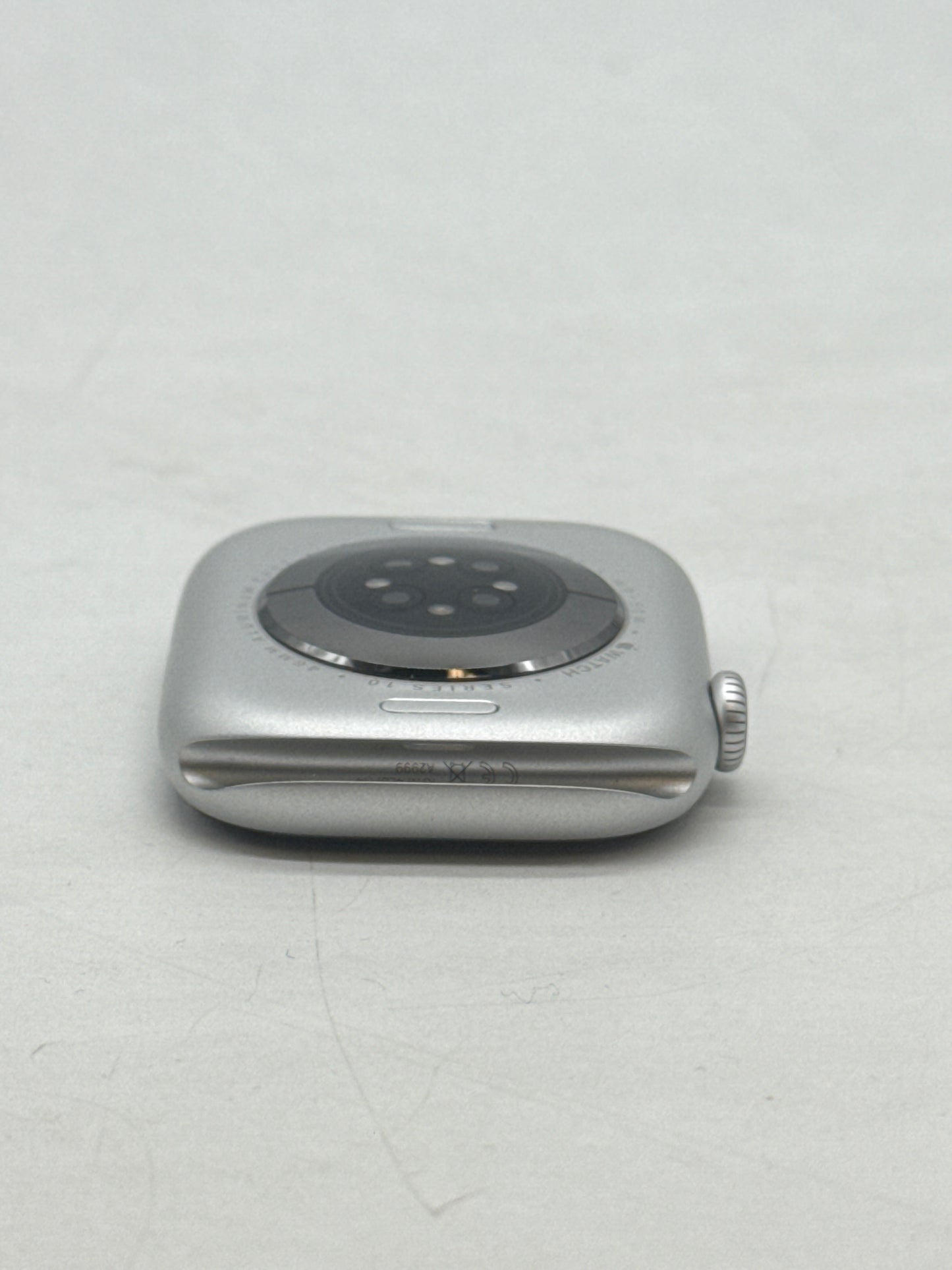 Apple Watch Series 10 A2999 46mm GPS Only Silver Aluminum