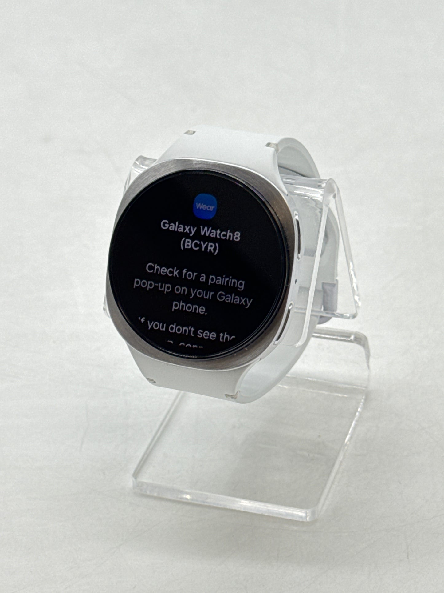 Unlocked Samsung Galaxy Watch8 SM-L325U 40mm GPS + Cellular Silver