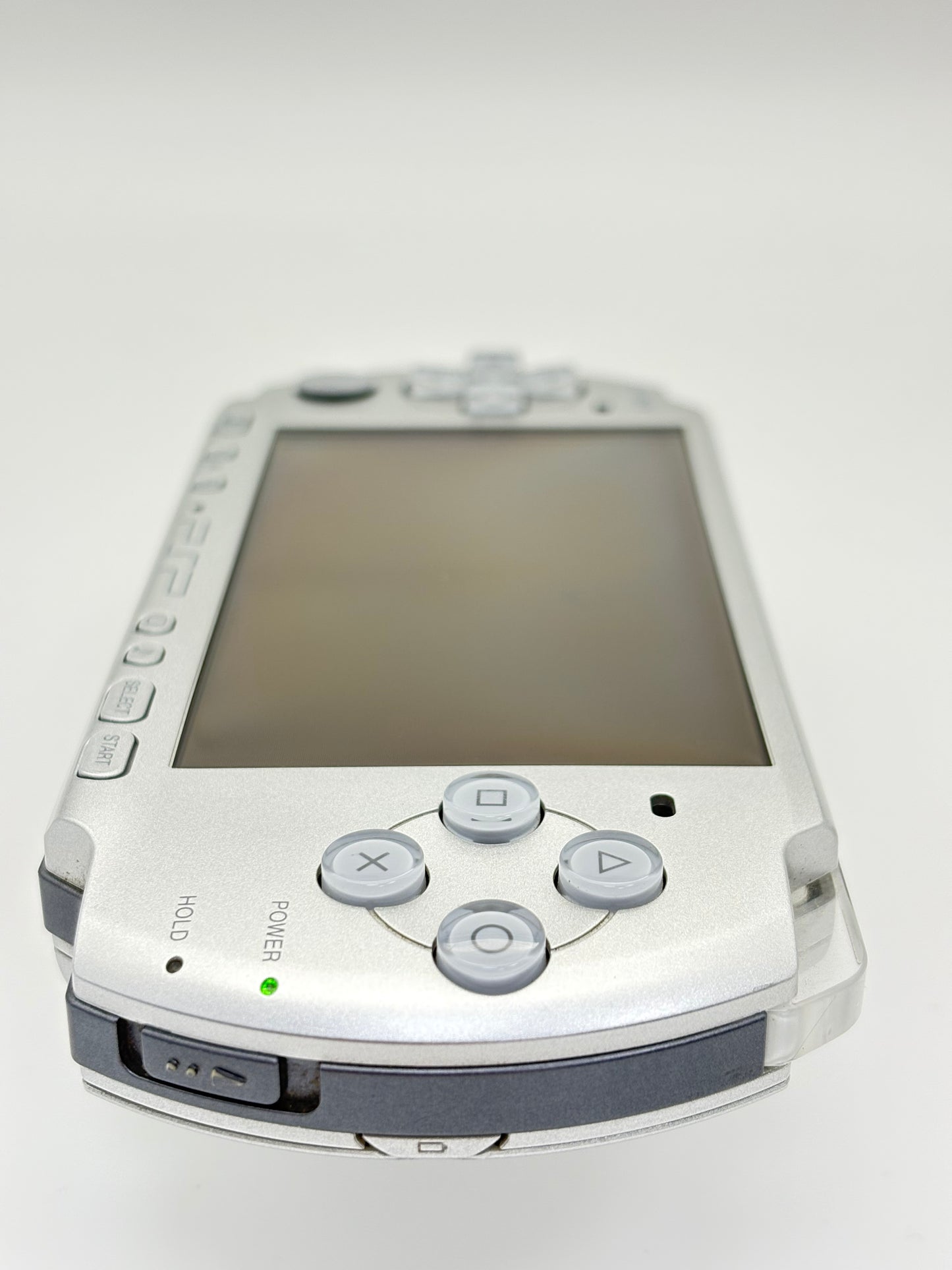 Sony PSP-3000 Silver Console #213 w/1200 mAh Battery Bad Disk Drive AS IS