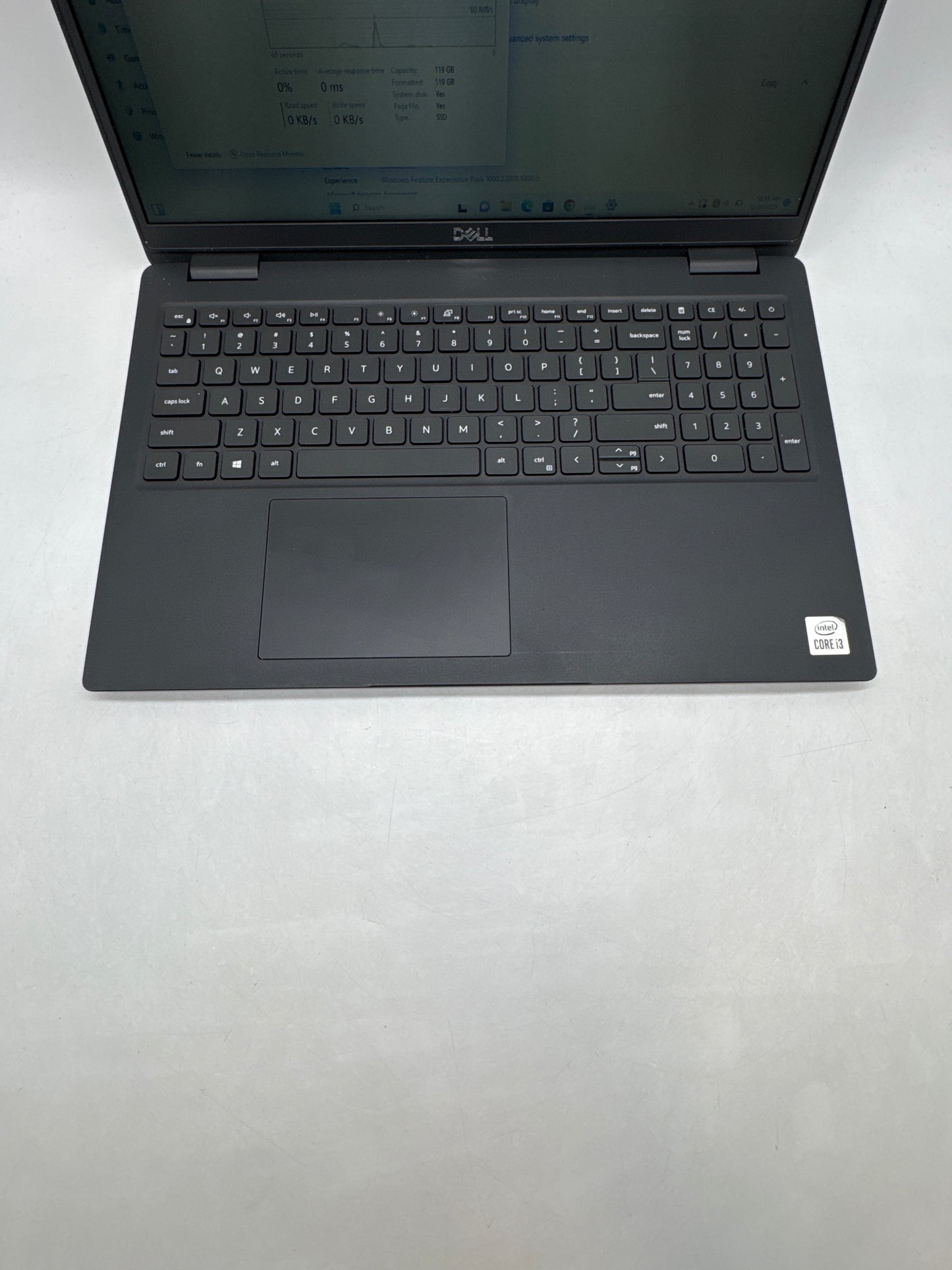 Dell Latitude 3520 intel Core i3-1005G1 1.20GHz 8GB RAM 128GB SSD