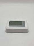 Honeywell Home T5 RTH7560E Programmable Thermostat Heat Cool Digital White Used image 2