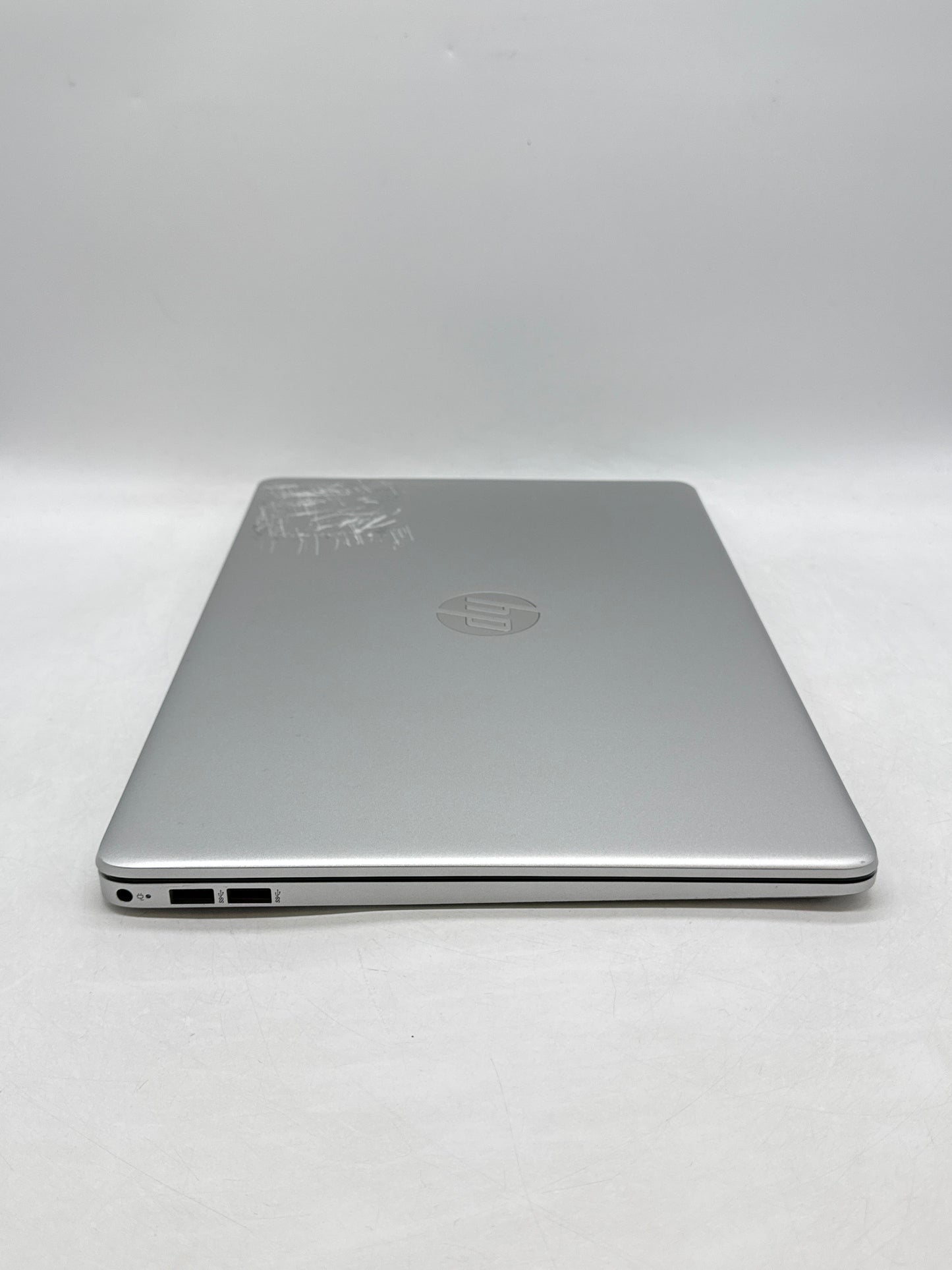 HP Laptop 15-dy2093dx 15.6" FHD Core i5-1135G7 2.40GHz 256GB SSD 8GB RAM