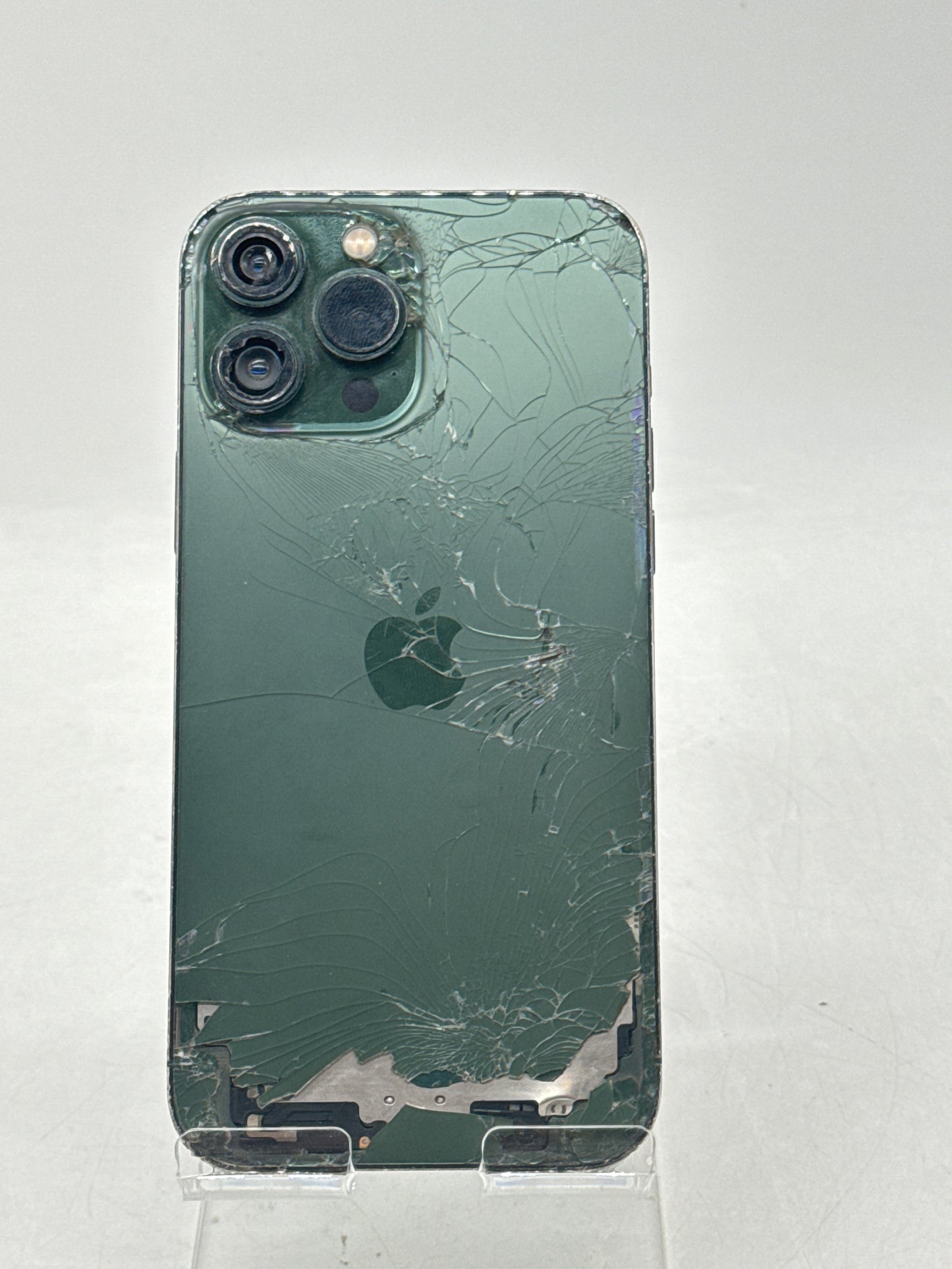 Unlocked Apple iPhone 13 Pro Max A2484 128GB Alpine Green - Broken Read!