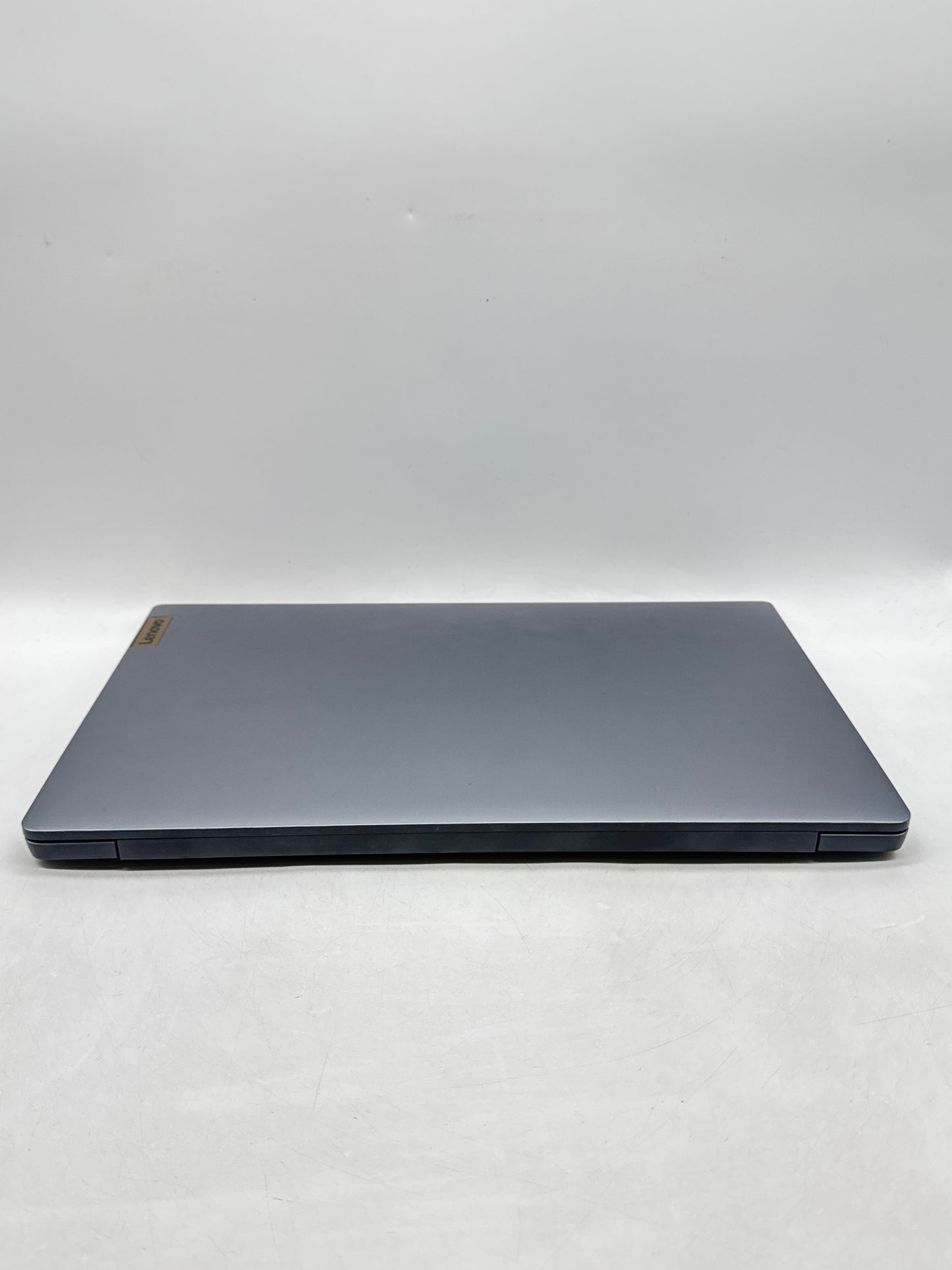 Lenovo IdeaPad Slim 3 15IAN8 15.6'' Core™ i3-N305 8GB DDR5 RAM 128GB SSD - Read!