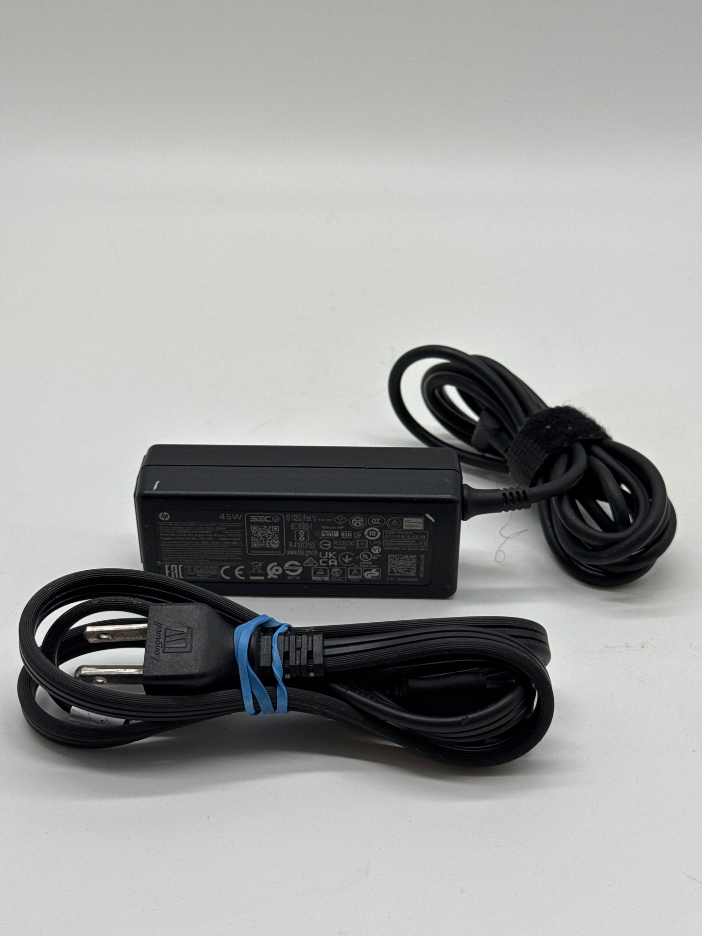 HP 14" Ryzen 3 3250U 4GB RAM 128GB SSD 14-dk1032wm w/ Charger