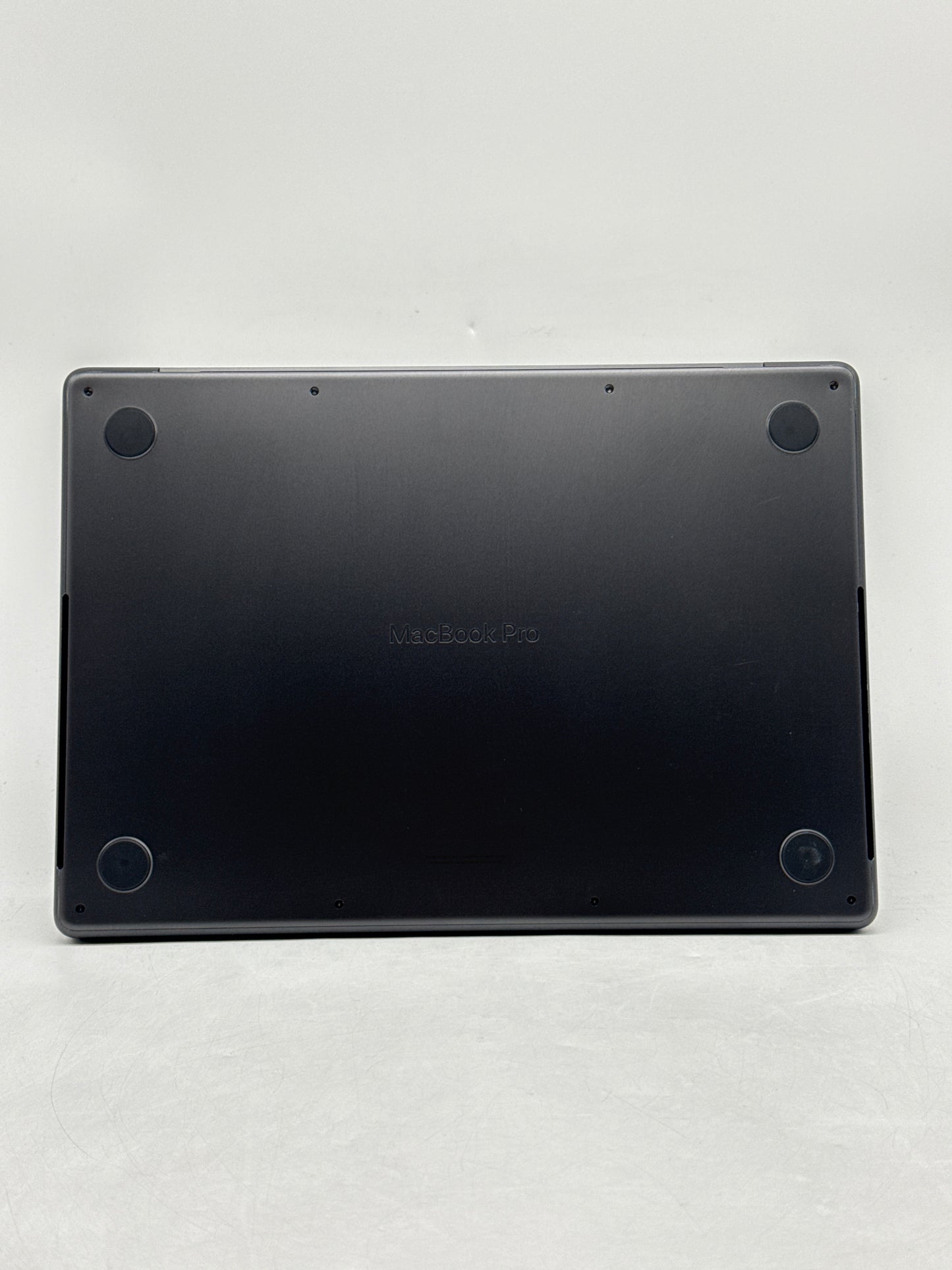 2024 Apple MacBook Pro 14.2" A3185 M4 Max 14C-CPU 32C-GPU 36GB RAM 1TB SSD