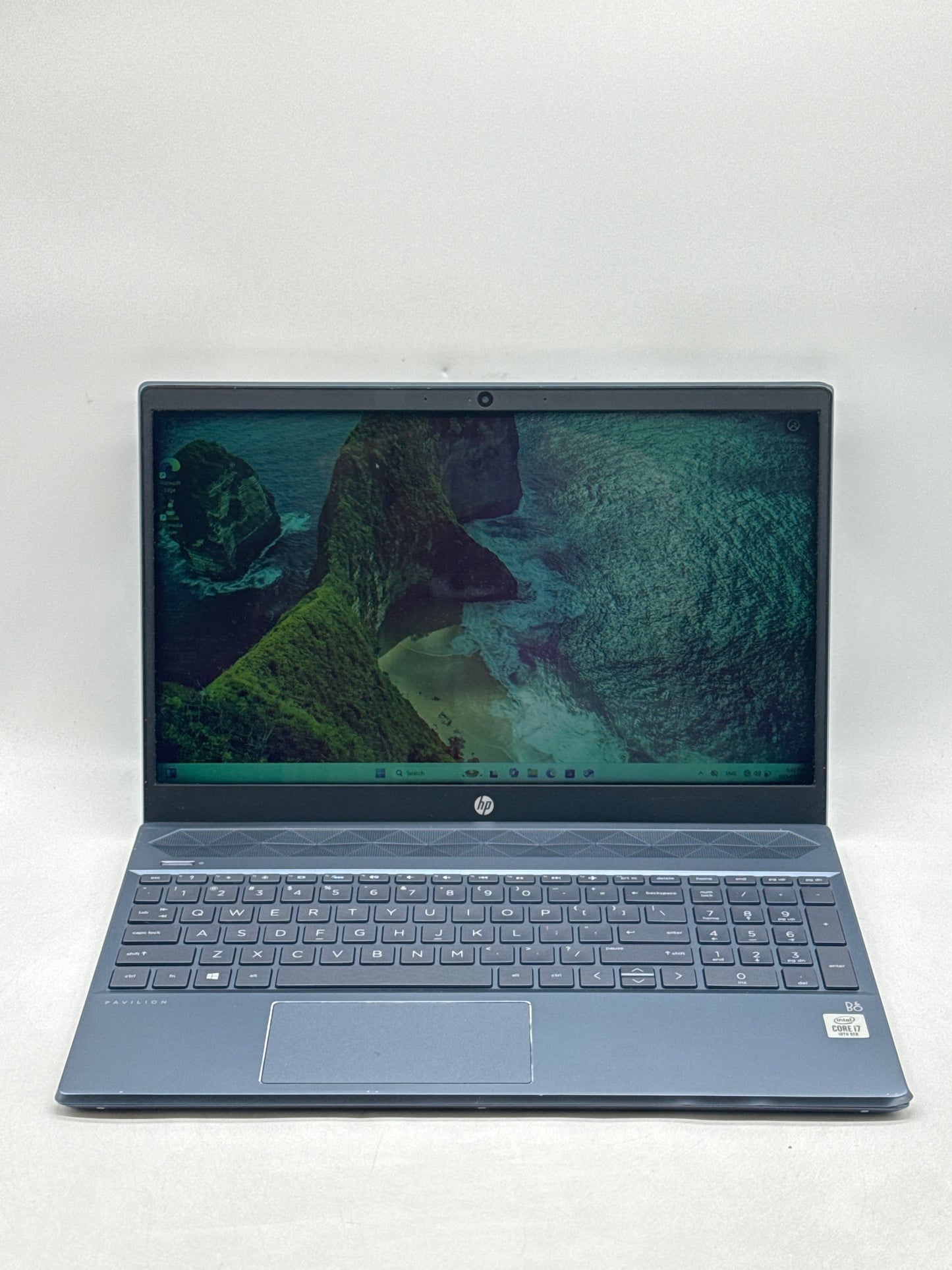 HP Pavilion Laptop 15-cs3073cl 15.6" Core i7-1065G7 16GB RAM 1TB HDD Bad Display