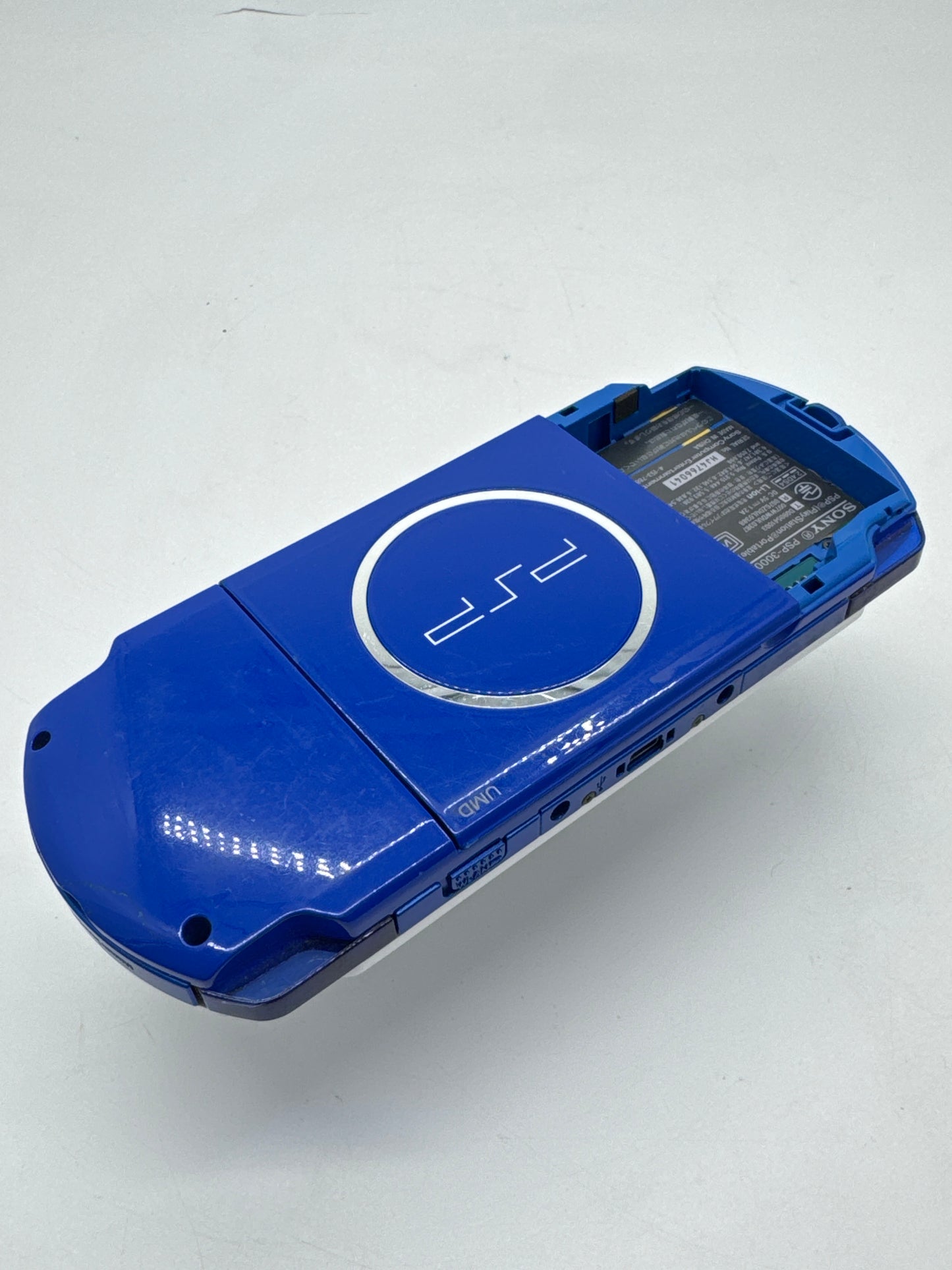 Sony PSP-3000 White Blue Console #237 No Battery No Lid BAD SCREEN AND UMD AS IS