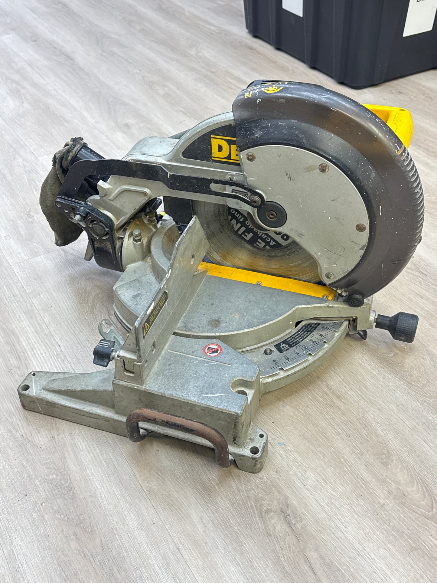 DeWalt DW705 12" Heavy Duty Compound Miter Saw