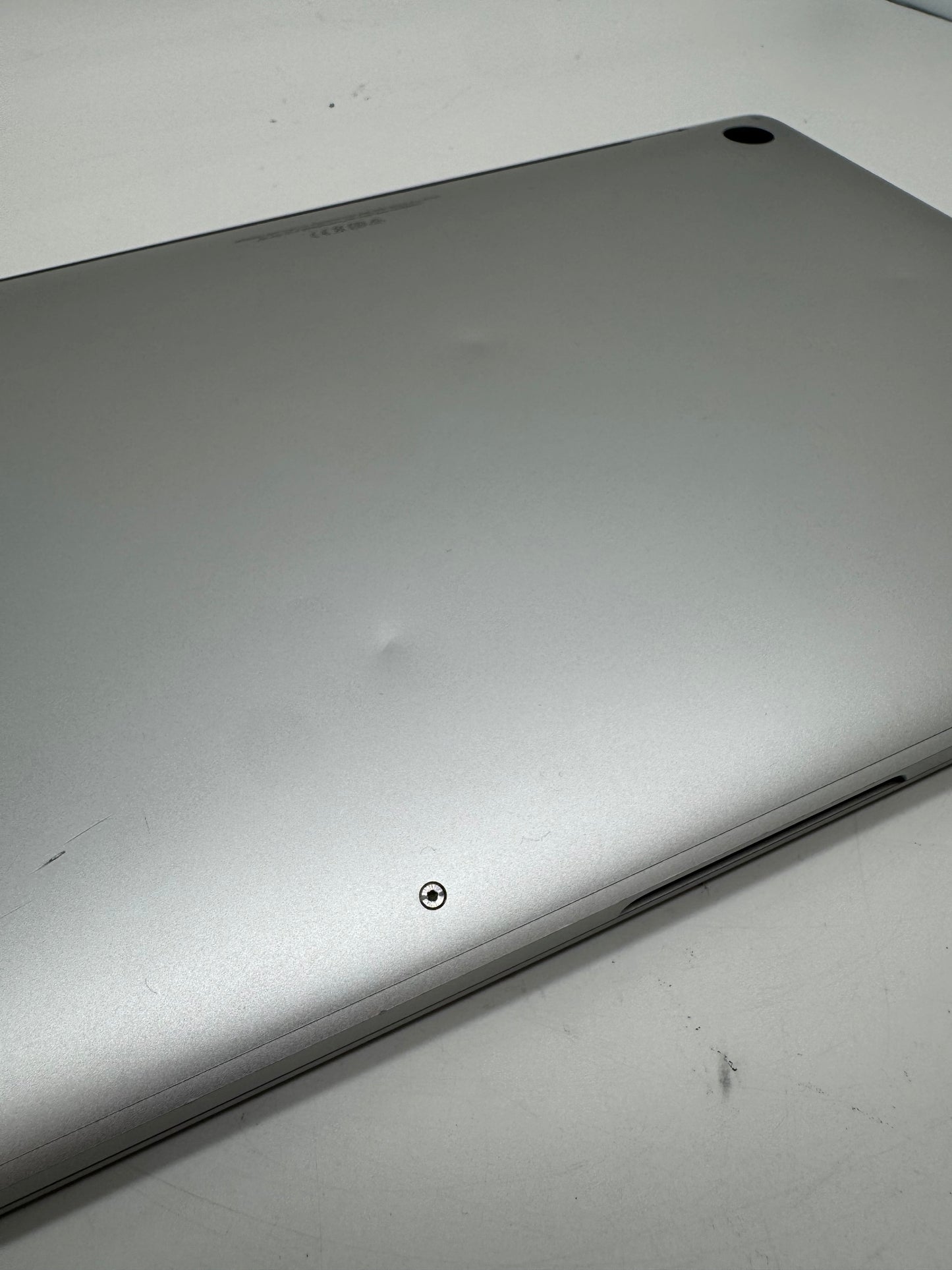 2020 Apple MacBook Pro 13" A2289 Core i5 1.4Ghz 256GB SSD 8GB RAM