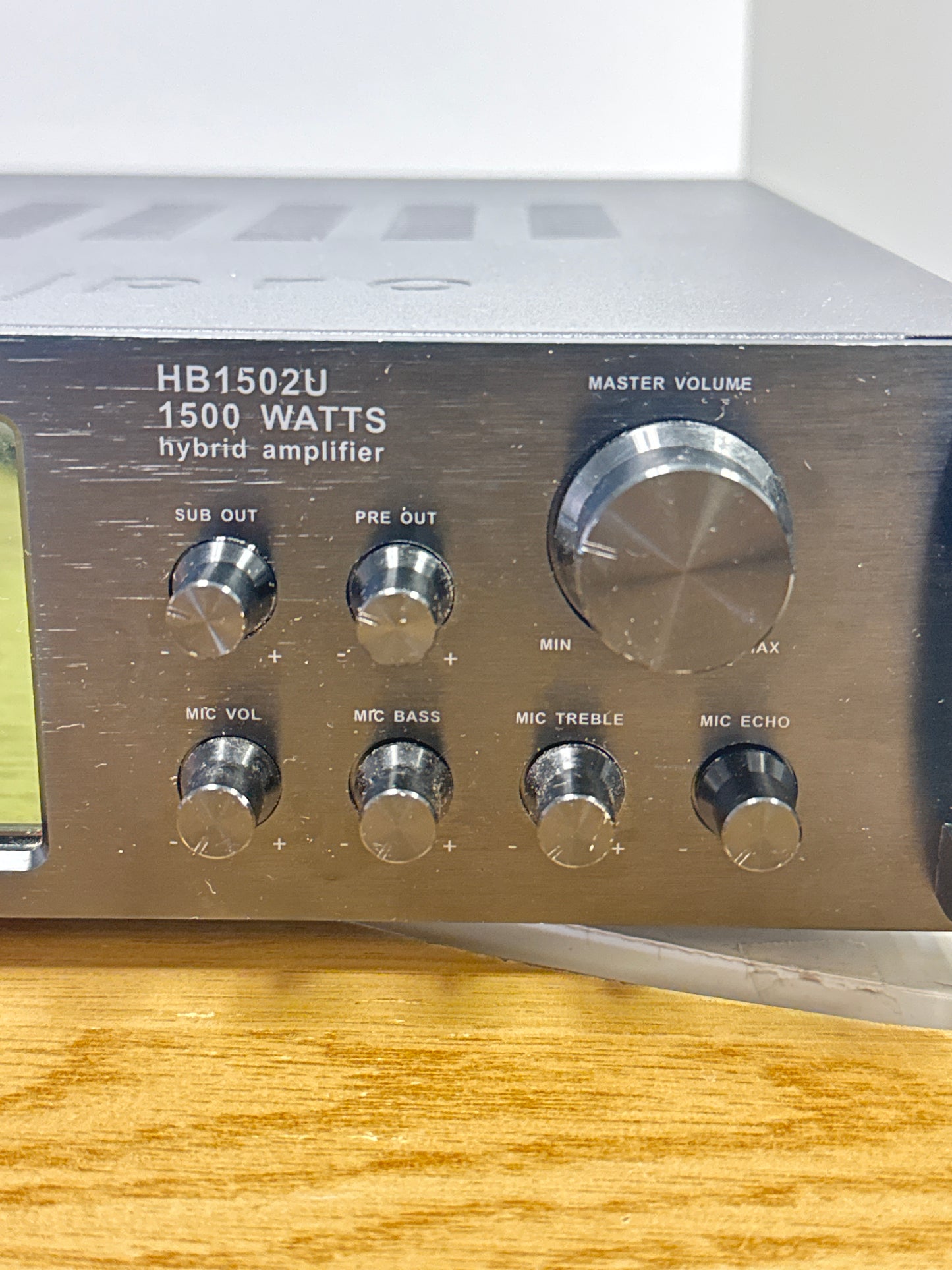 Technical Pro HB1502U hybrid amplifier 1500 watts