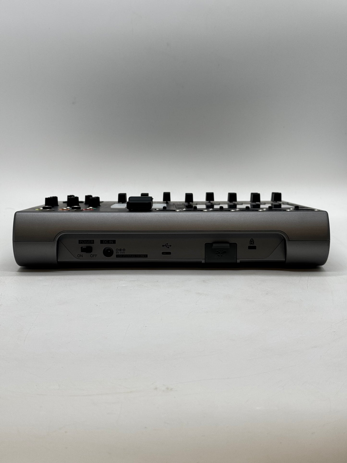 Zoom PodTrack P8 Pro Audio Equipment with 128GB SD Card and Zoom BT-2