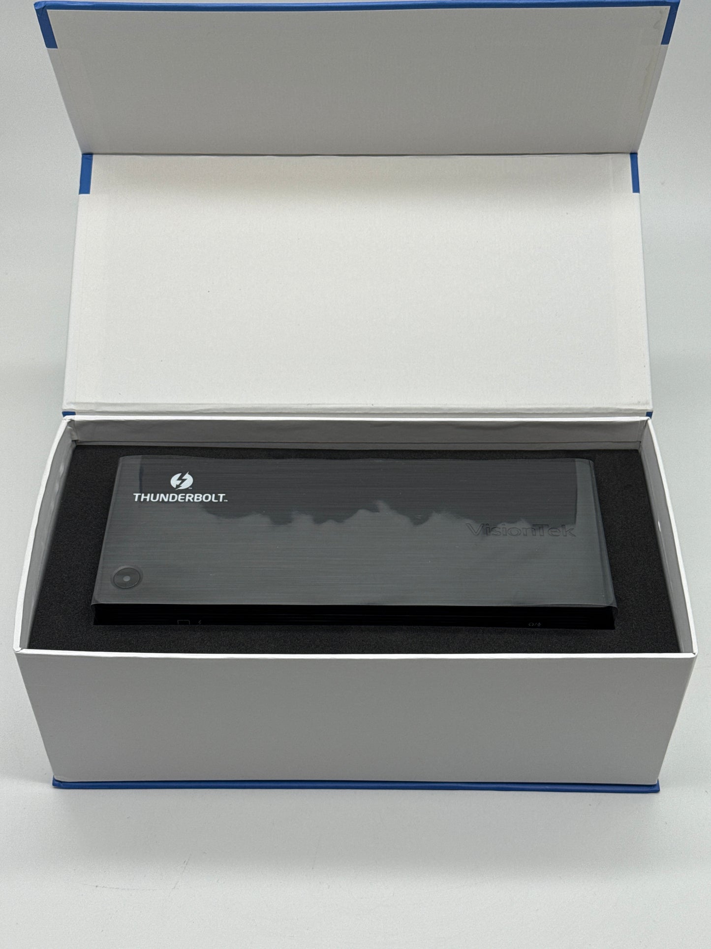 VisionTek VT4800 Thunderbolt 3 USB-C Dock Station w/ Power Delivery - New in Open Box