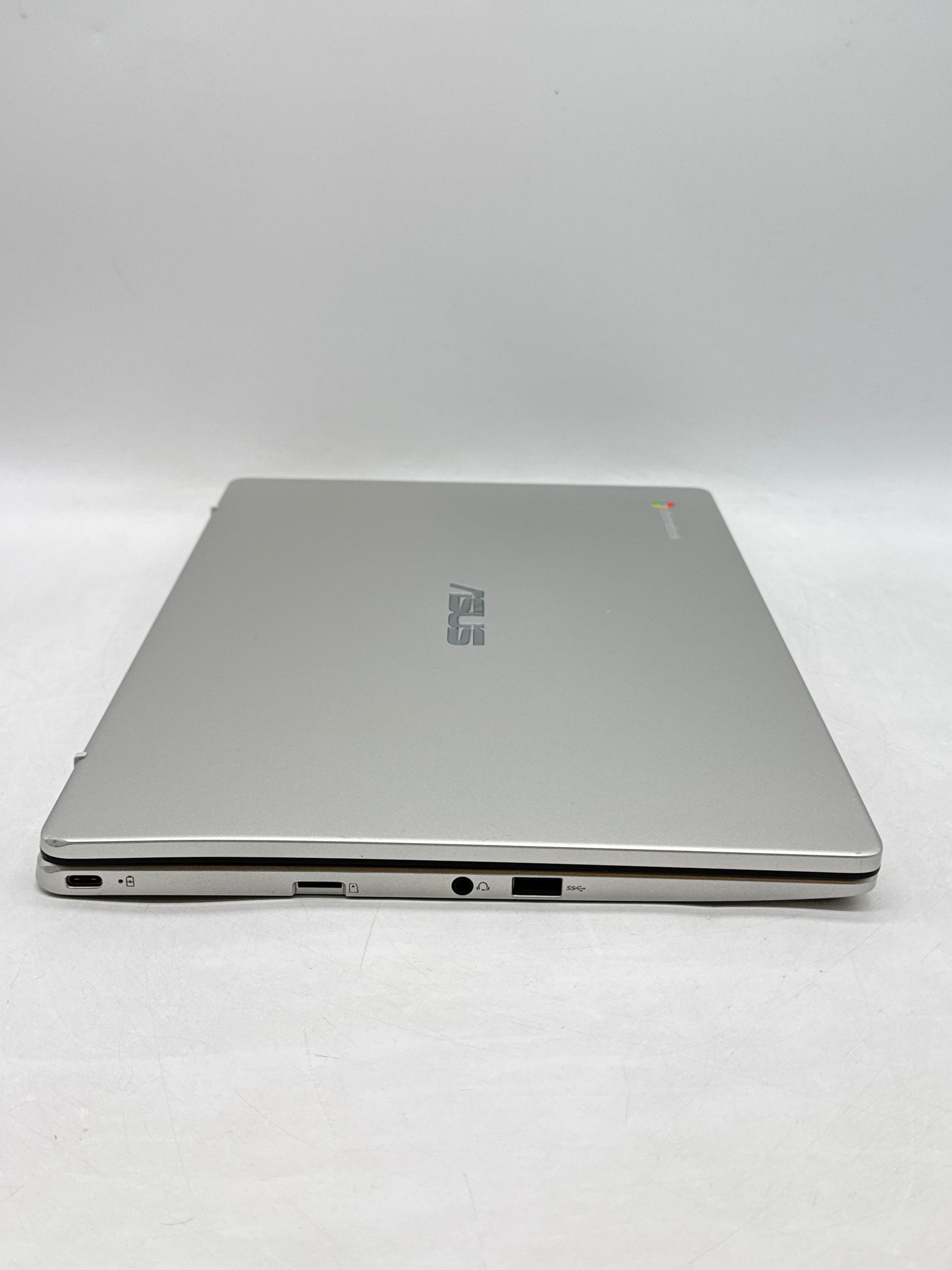 ASUS ChromeBook C424M 14" FHD Intel Celeron N4020 1.1GHz 64GB 4GB RAM