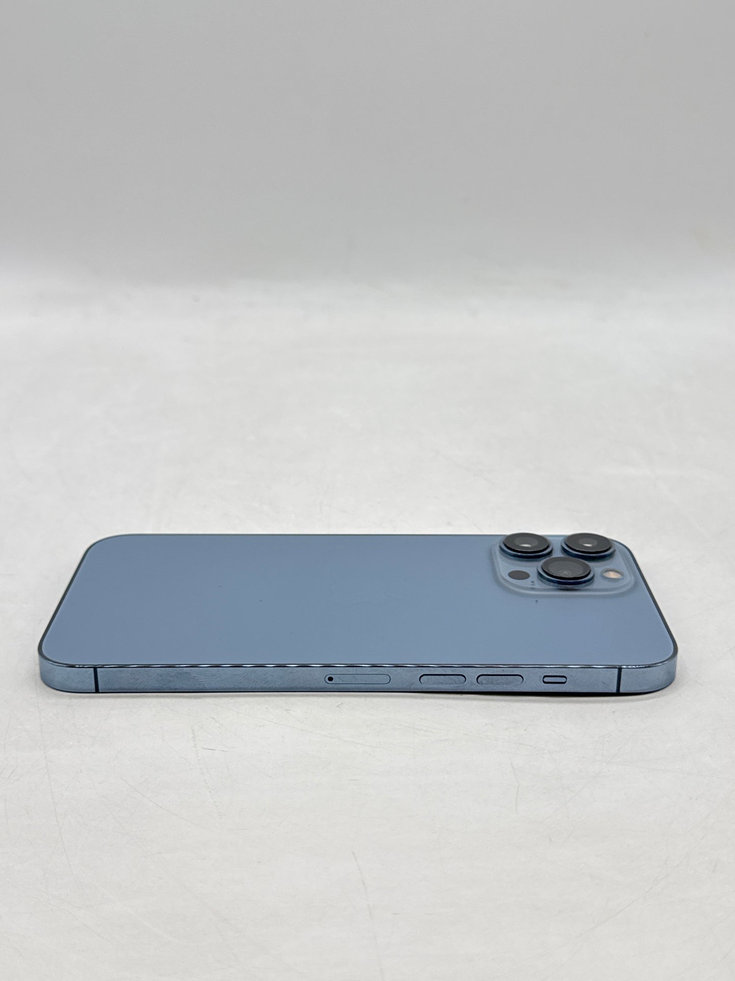 Unlocked Apple iPhone 13 Pro Max A2484 128GB Sierra Blue - 77% Service Battery