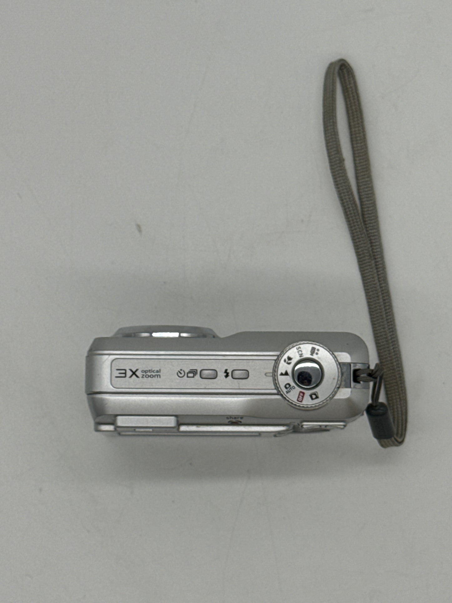 Kodak Digital Camera Easy Share C703 7.1MP Silver No Battery