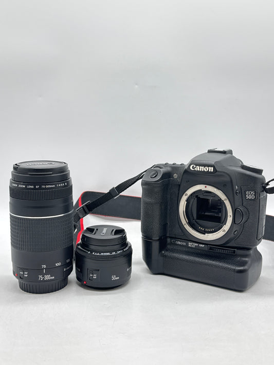 Canon EOS 50D 15.1MP Digital SLR Camera Bundle