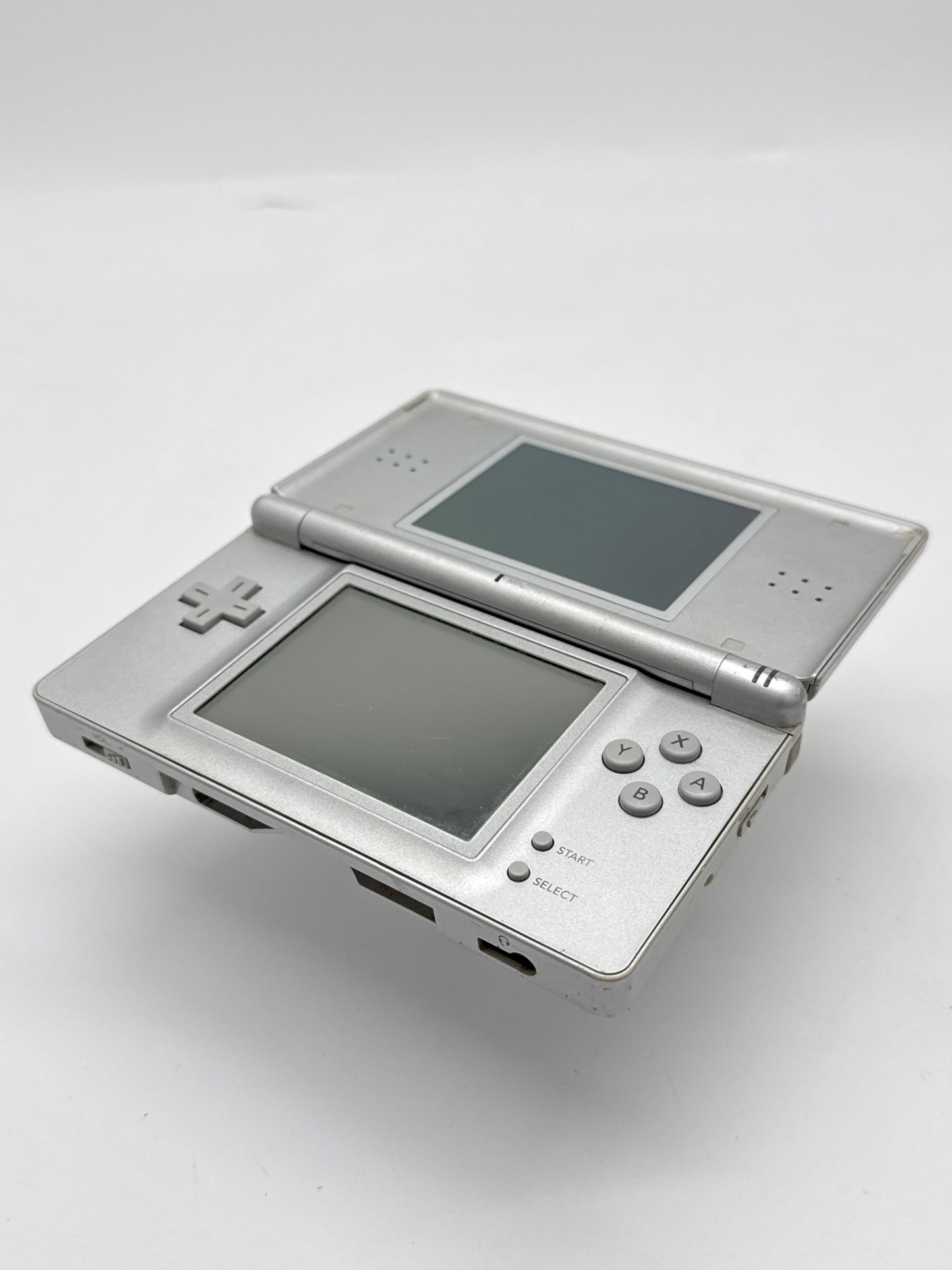 Nintendo DS Lite USG-001 Silver Console Only #64 READ AS IS