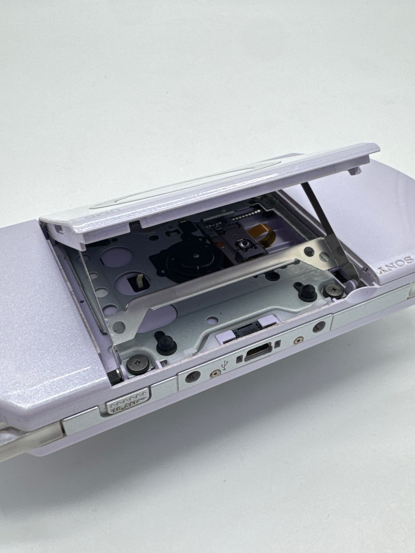 Sony PlayStation Portable PSP-2000 Lavender Purple Console w/ 2400mAh Battery #92