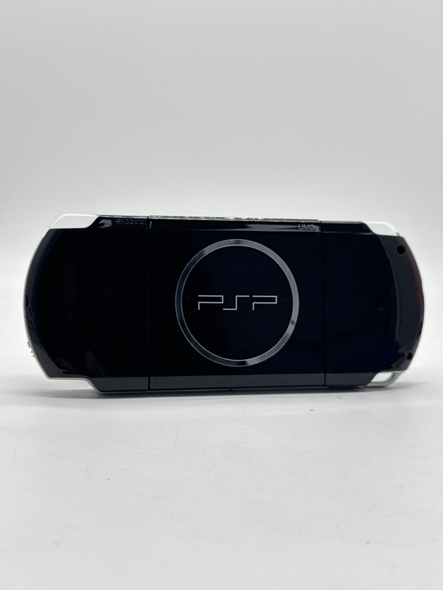 Sony PlayStation PSP-3000 Piano Black Console #380 Works Only Plugged In READ AS IS