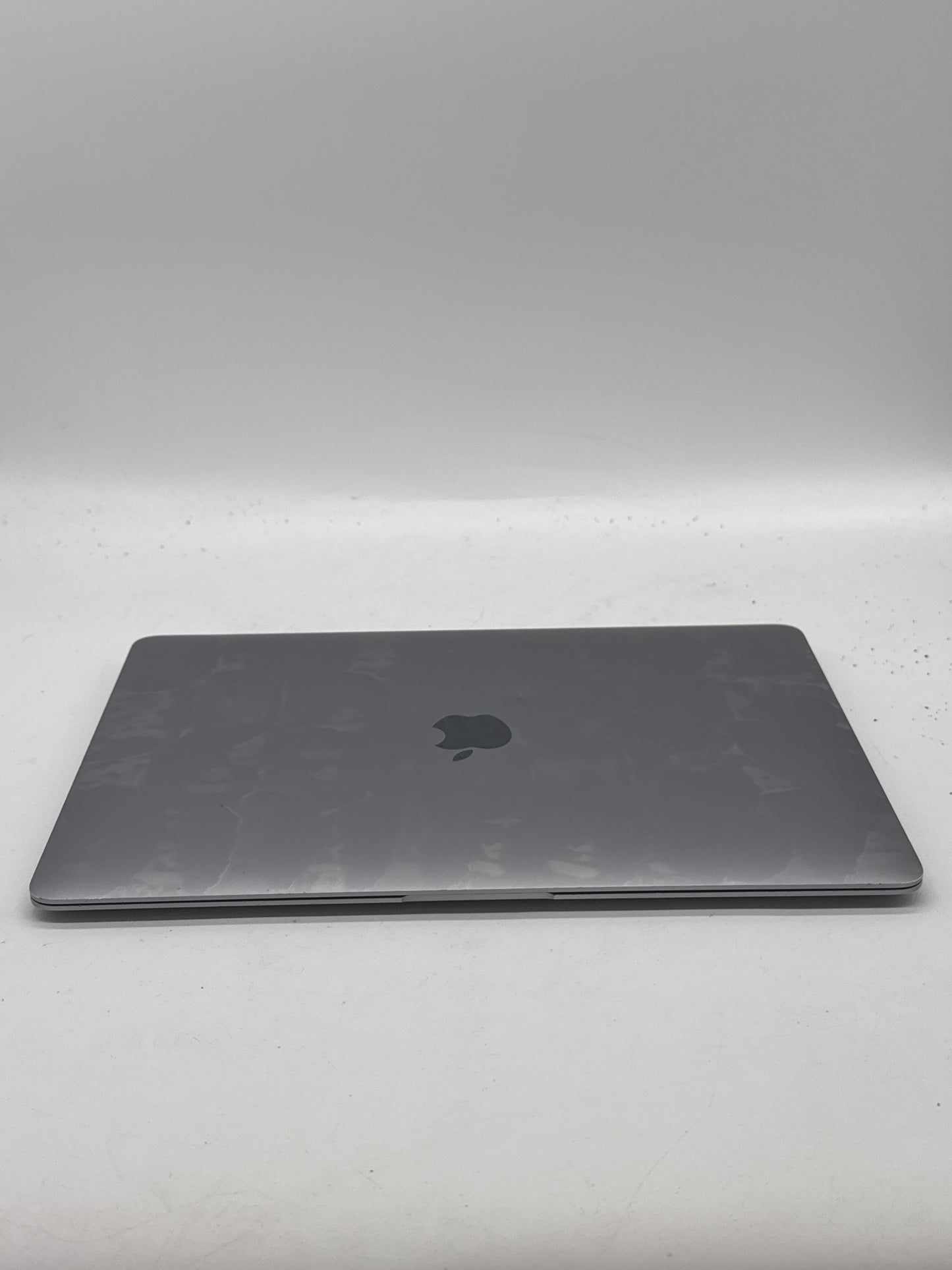 2020 Apple Macbook Air M1 A2337 13.3" 8C CPU 7C GPU 8GB RAM 128GB SSD Silver  READ!