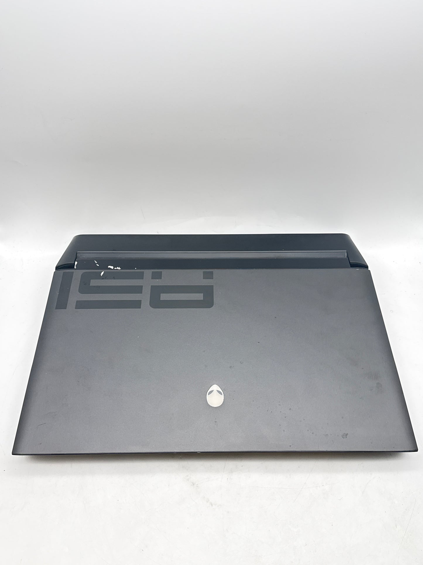 Alienware Area 51m Intel i7-8700 32GB RAM 1TB SSD RTX 2060