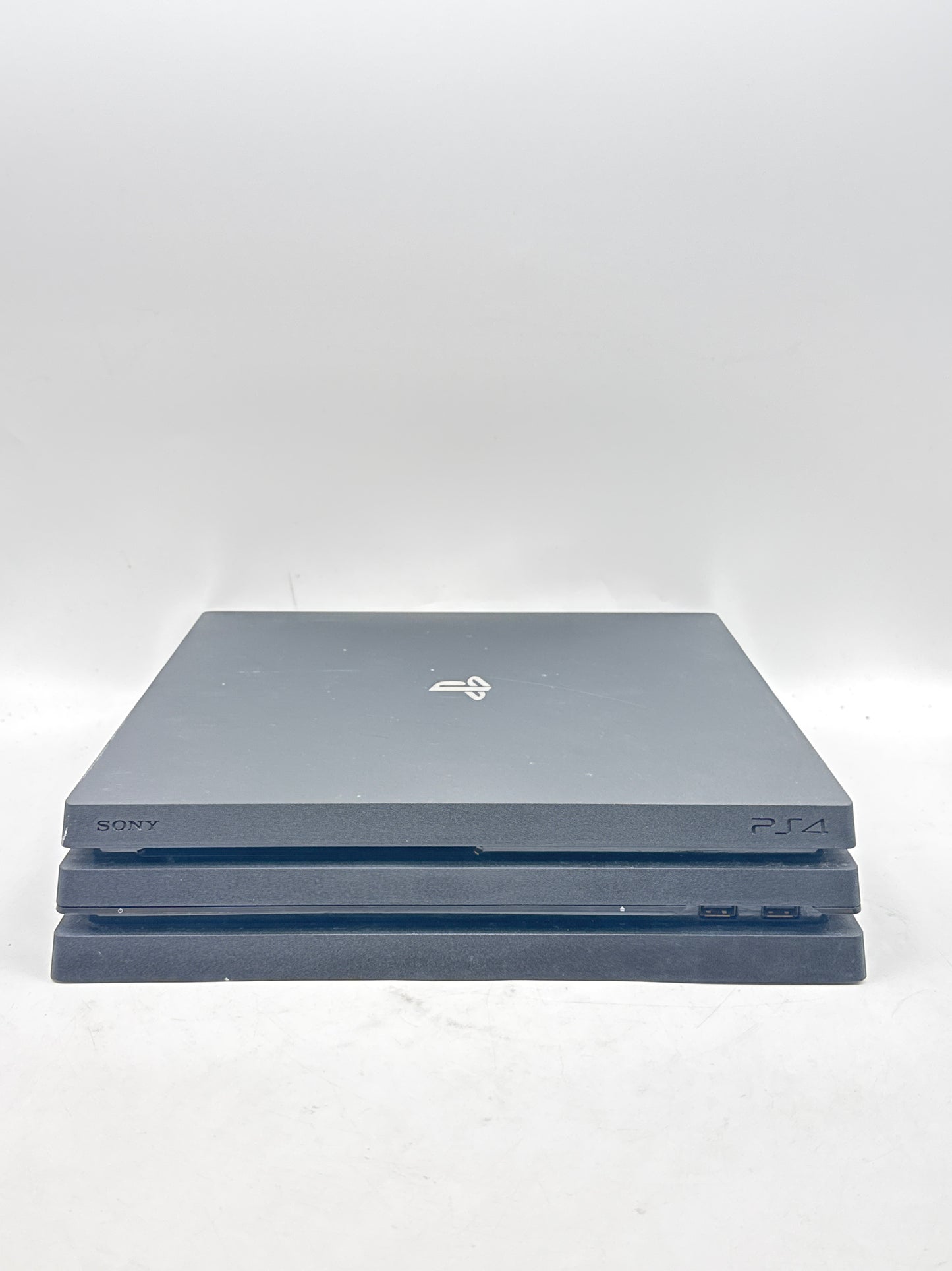 Sony PlayStation 4 PS4 Pro CUH-7015B 1TB Video Game Console W/Controller & Cables