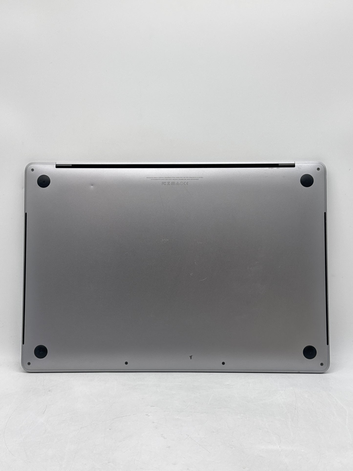 2016 Apple MacBook Pro 15.4" A1707 Core i7 2.8GHz 256GB SSD 16GB RAM - Read!